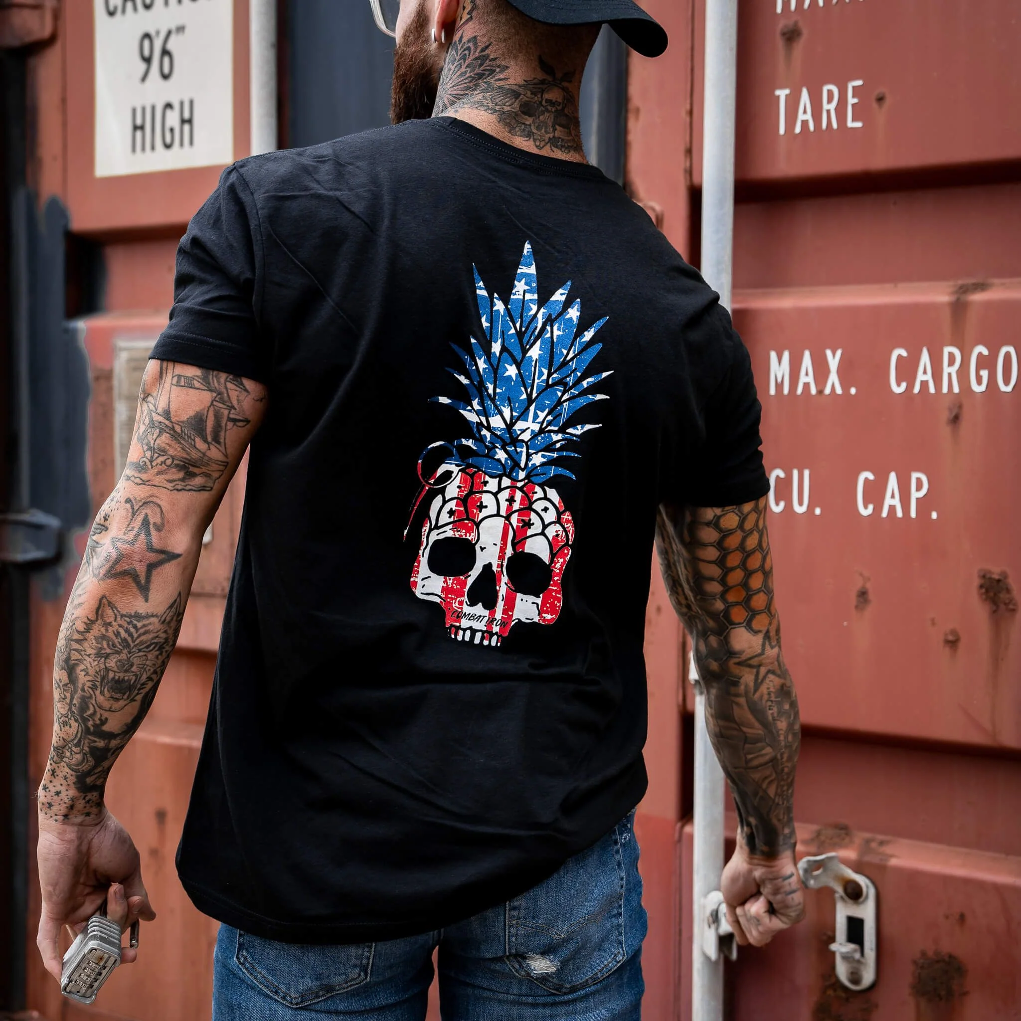 American Flag USA Pineapple Grenade Men's T-Shirt - Image 4