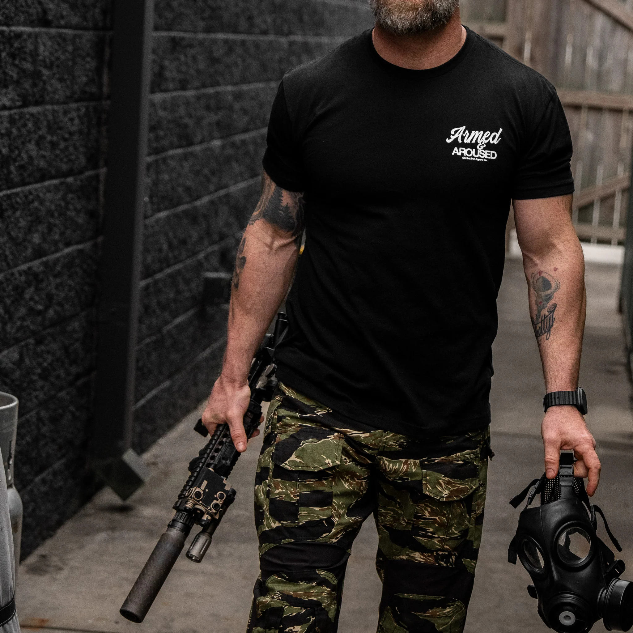 Armed and Aroused  Men's T-Shirt - Image 9