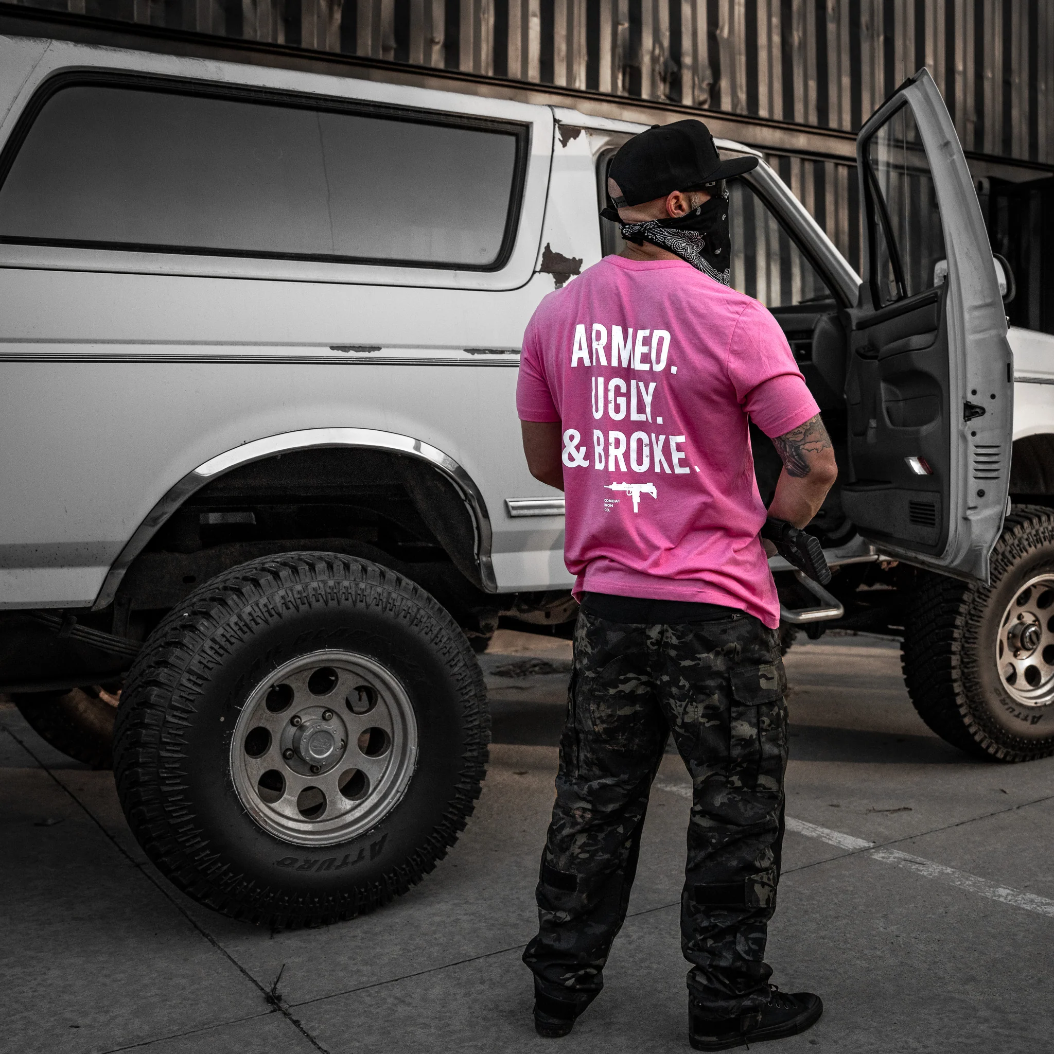 Armed. Ugly. & Broke. Men's T-Shirt - Image 12