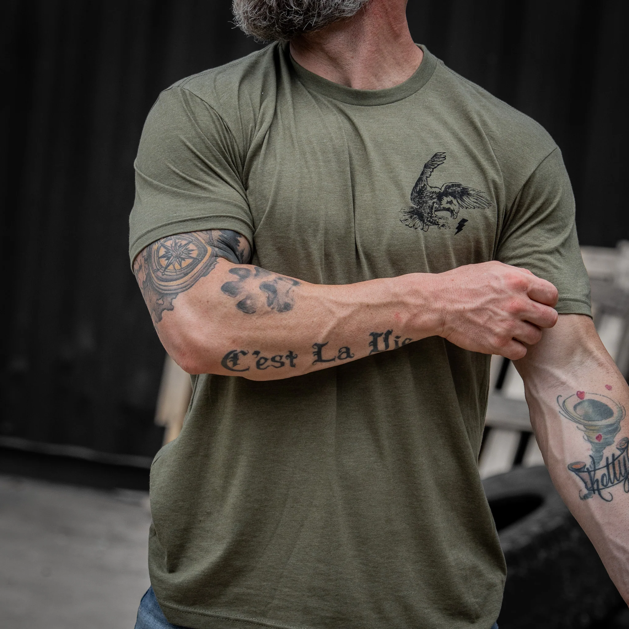 Become A Threat To The Darkness Men's T-Shirt - Image 20