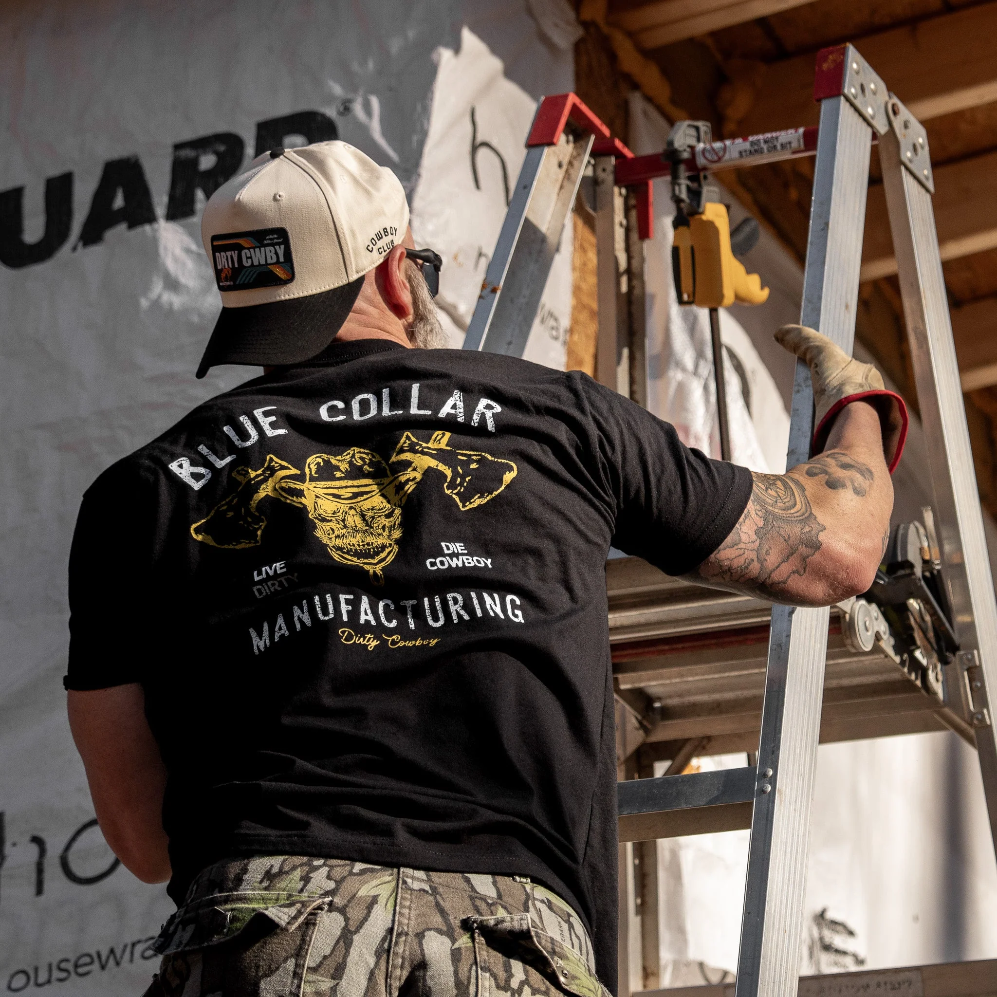 Blue Collar Hatchet Men's T-Shirt - Image 11