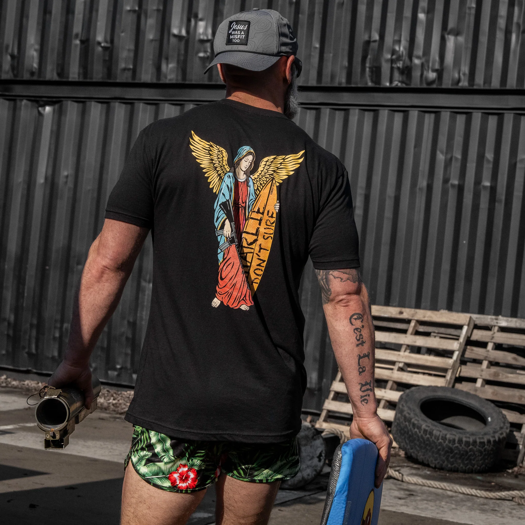 Charlie Don't Surf Men's T-Shirt - Image 3