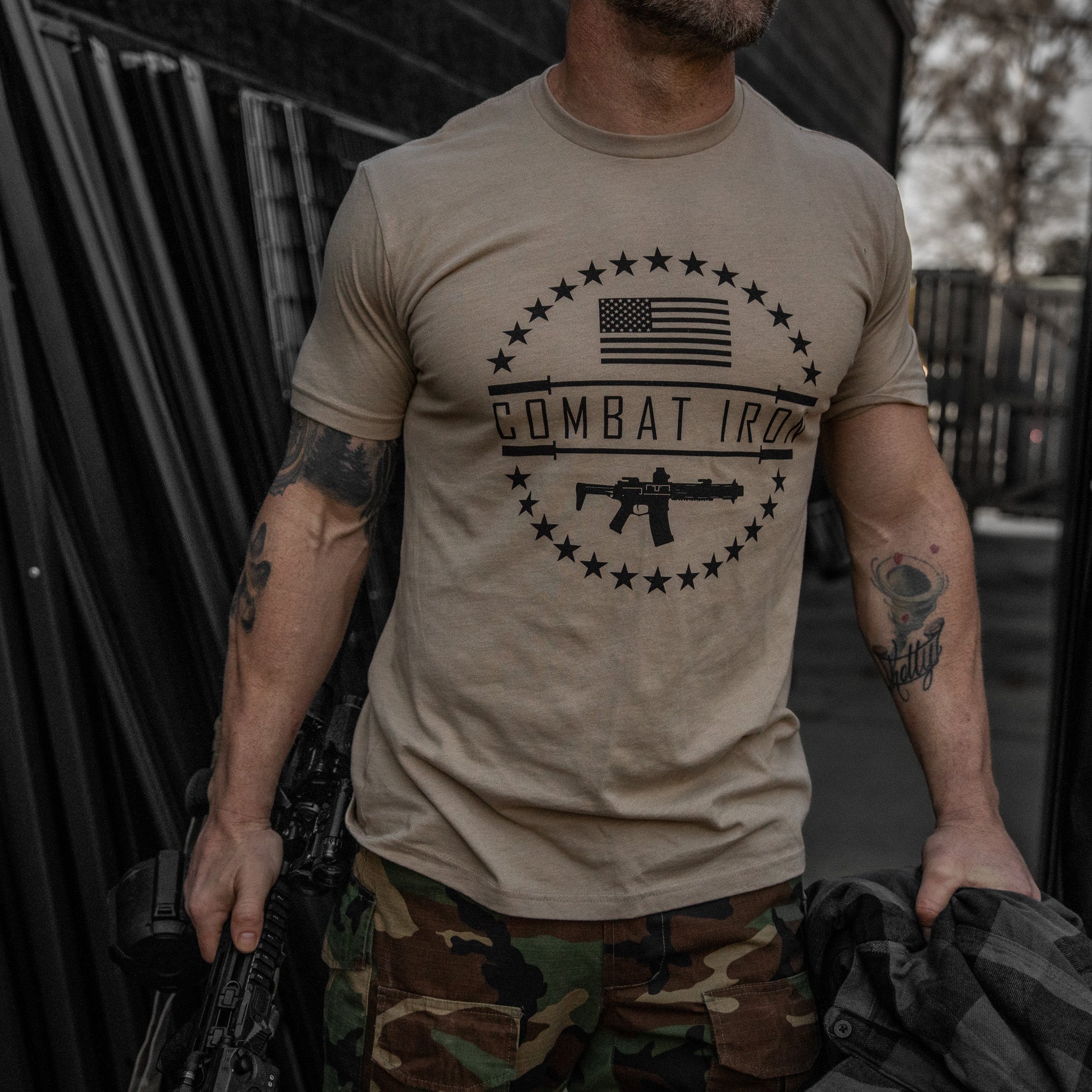 Combat Classic Men's T-Shirt - Image 7