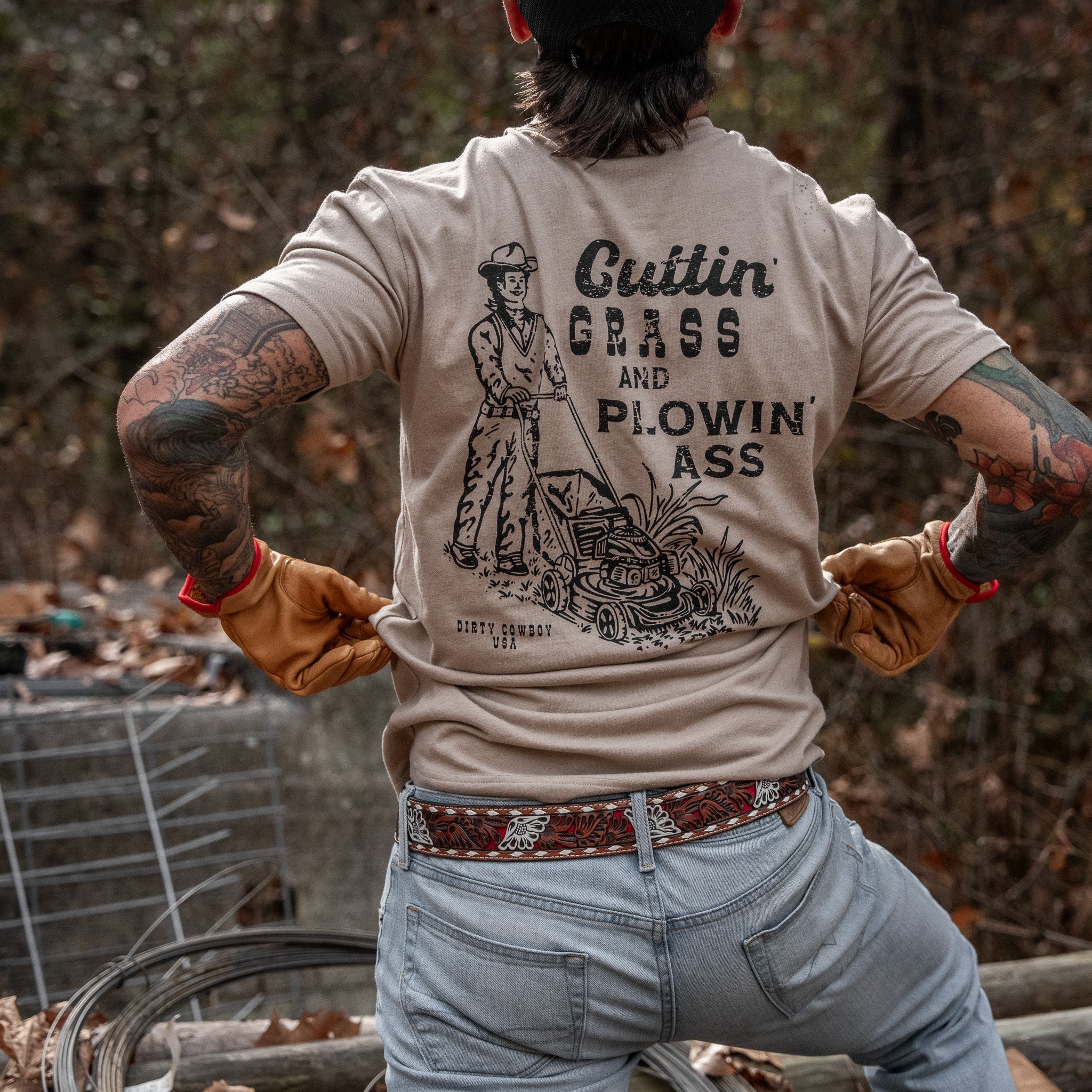 Cutting Grass & Plowin' Ass Men's T-Shirt - Image 21