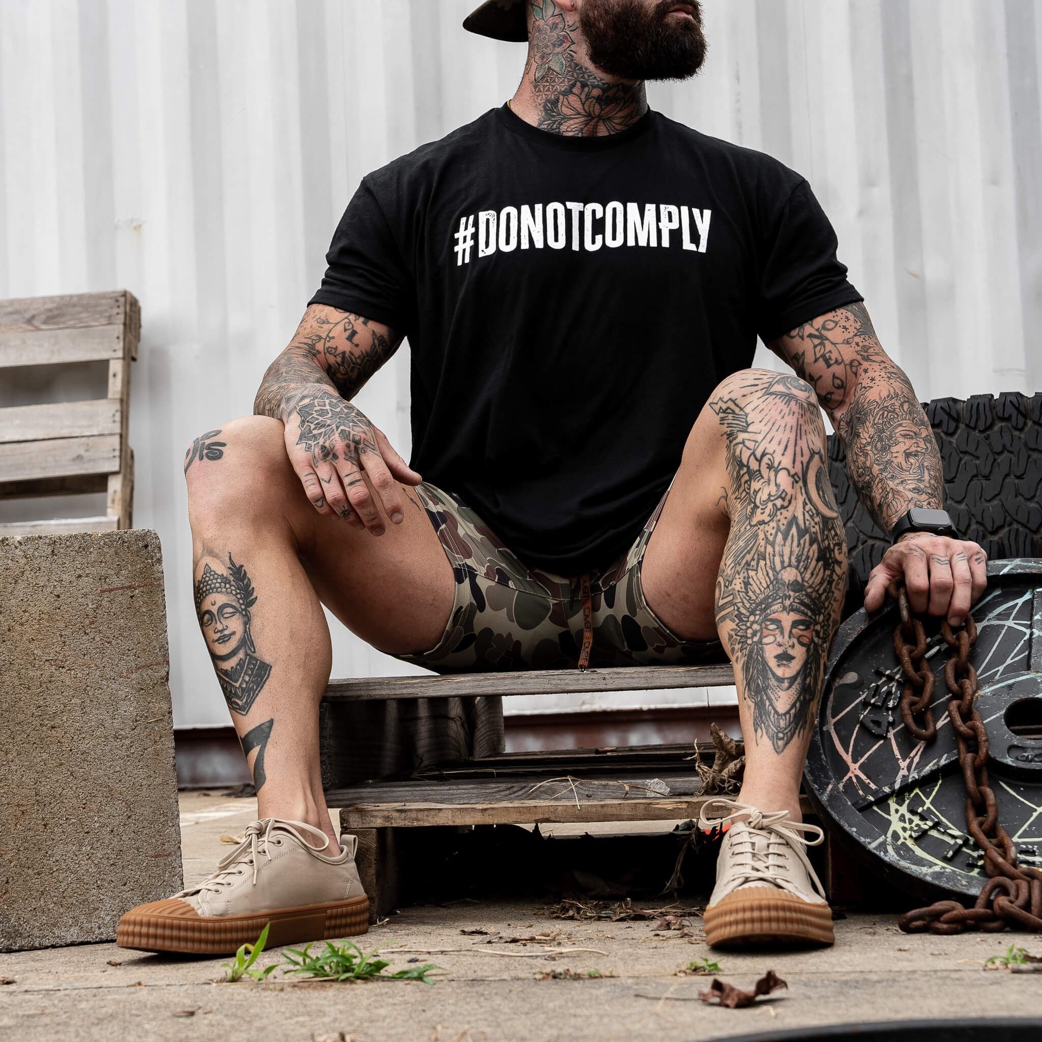 Do Not Comply Men's T-Shirt - Image 5