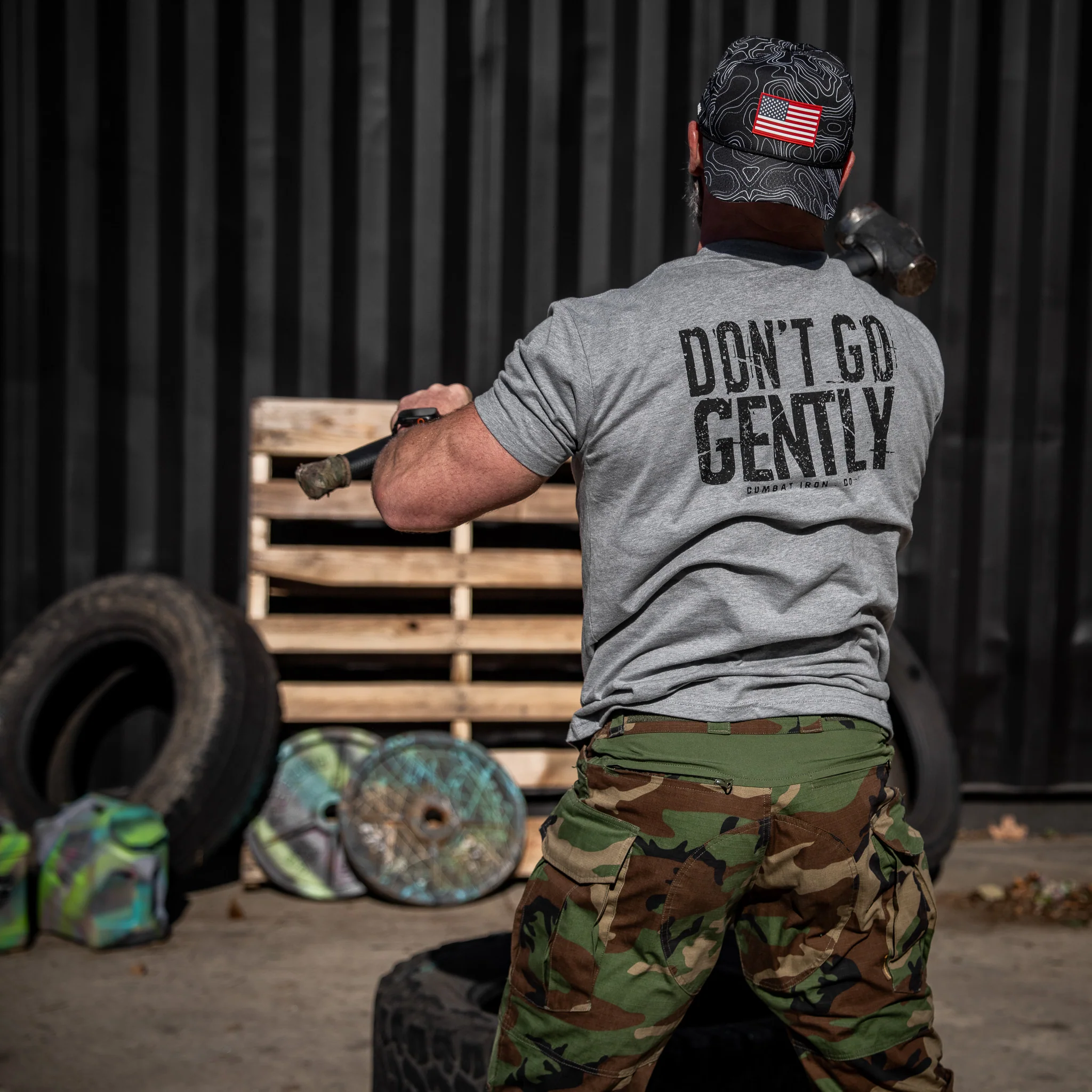Don't Go Gently Men's T-Shirt - Image 14