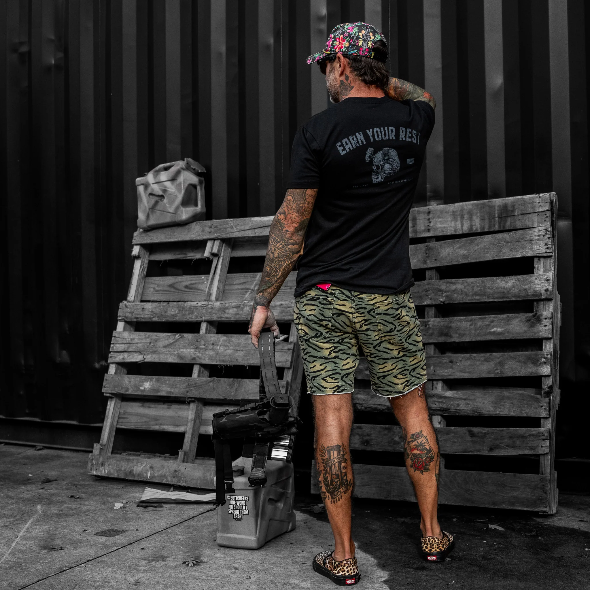 Earn Your Rest Men's T-Shirt - Image 7