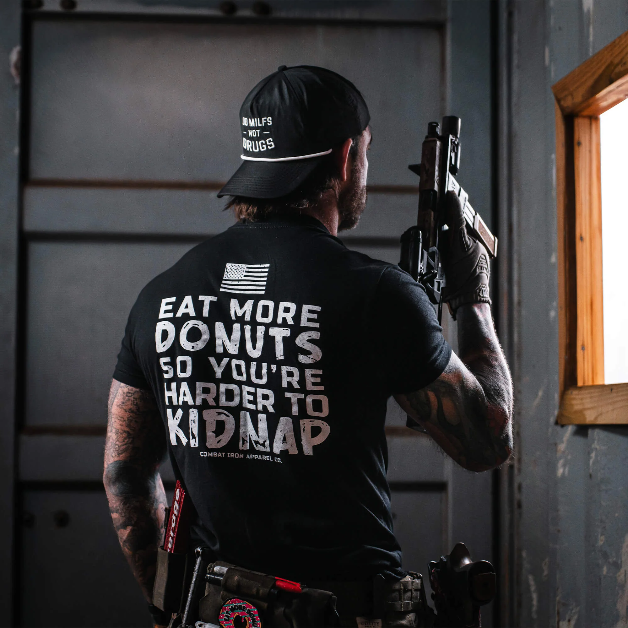 Eat More Donuts So You're Harder To Kidnap Men's T-Shirt - Image 10