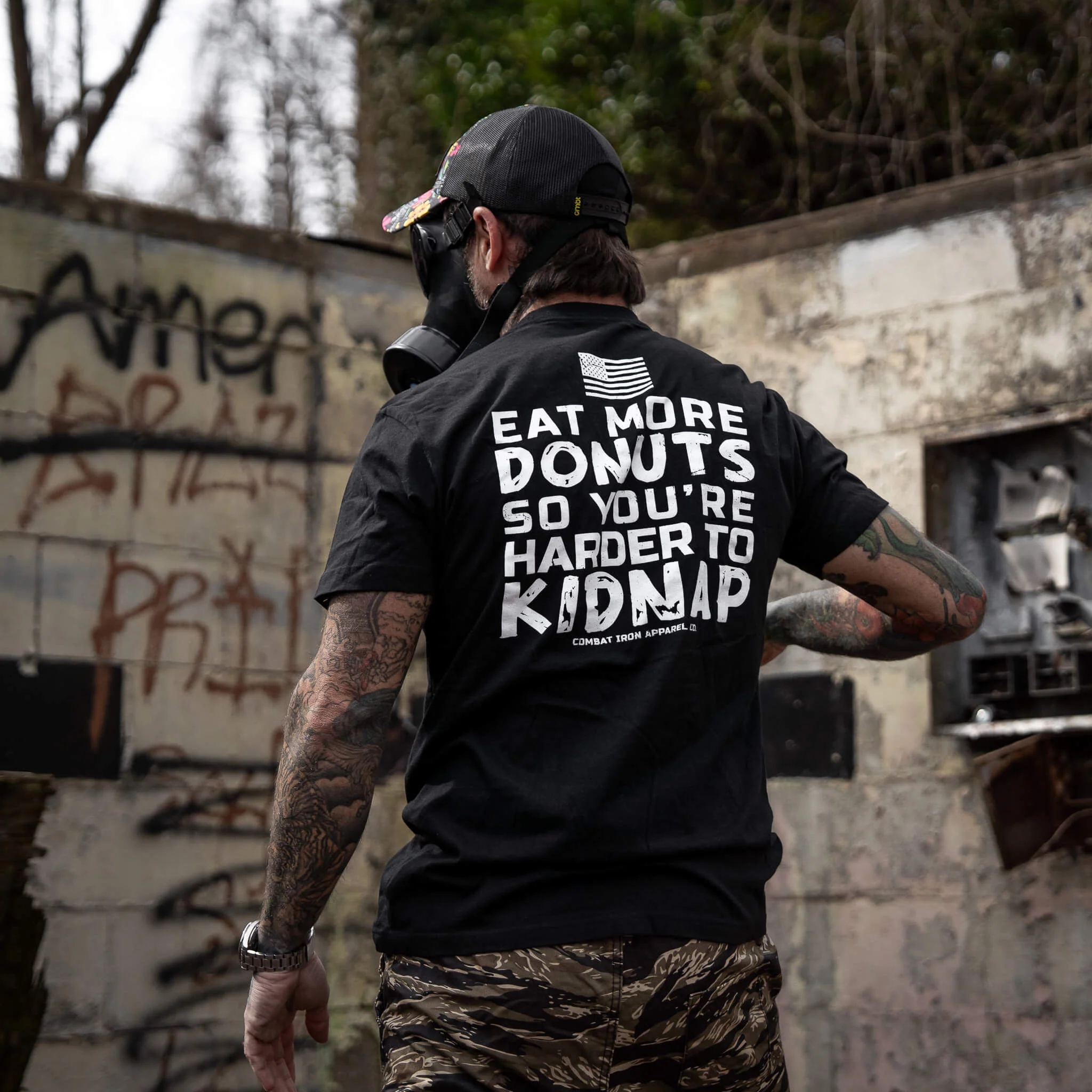 Eat More Donuts So You're Harder To Kidnap Men's T-Shirt - Image 8