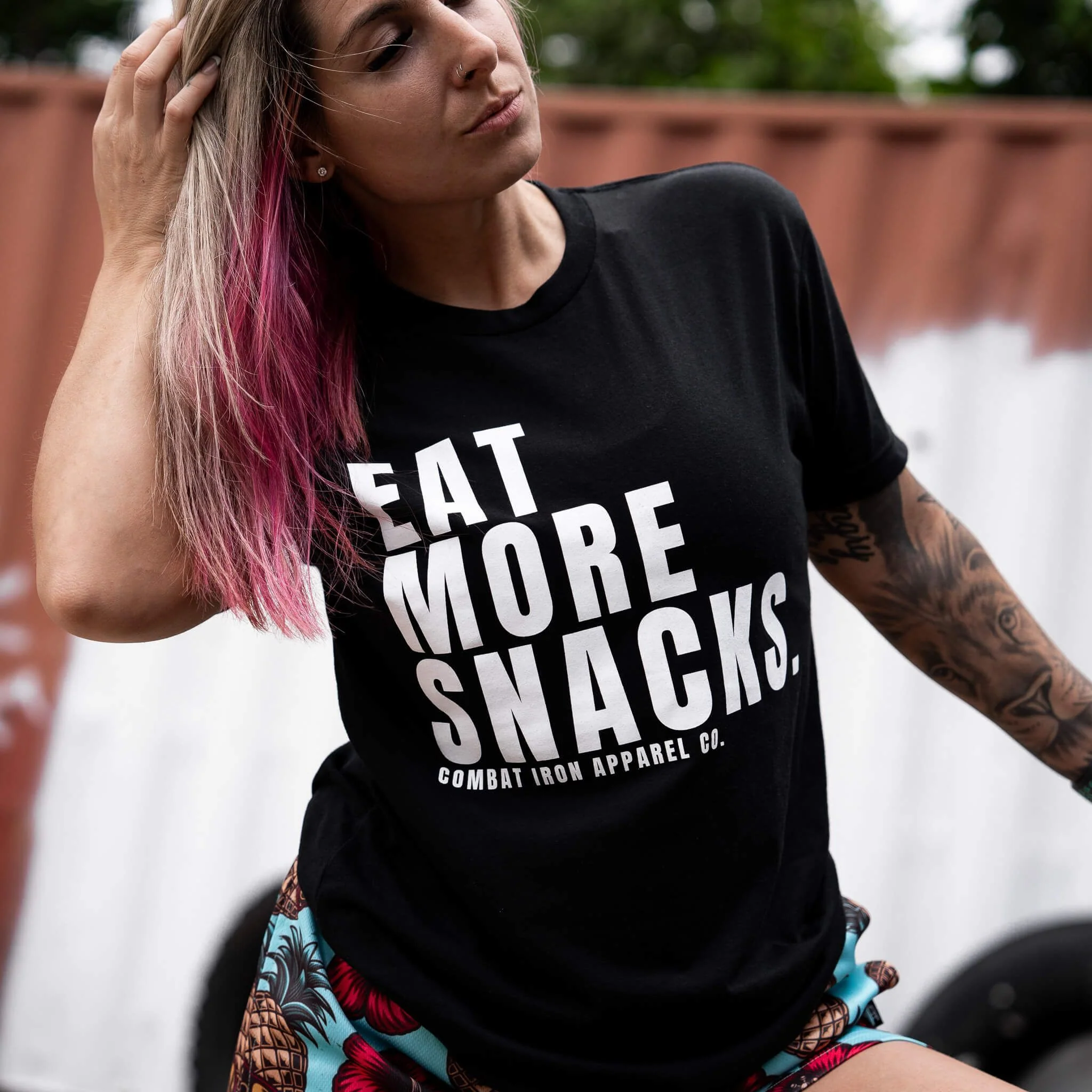 Eat More Snacks Men's T-Shirt - Image 9