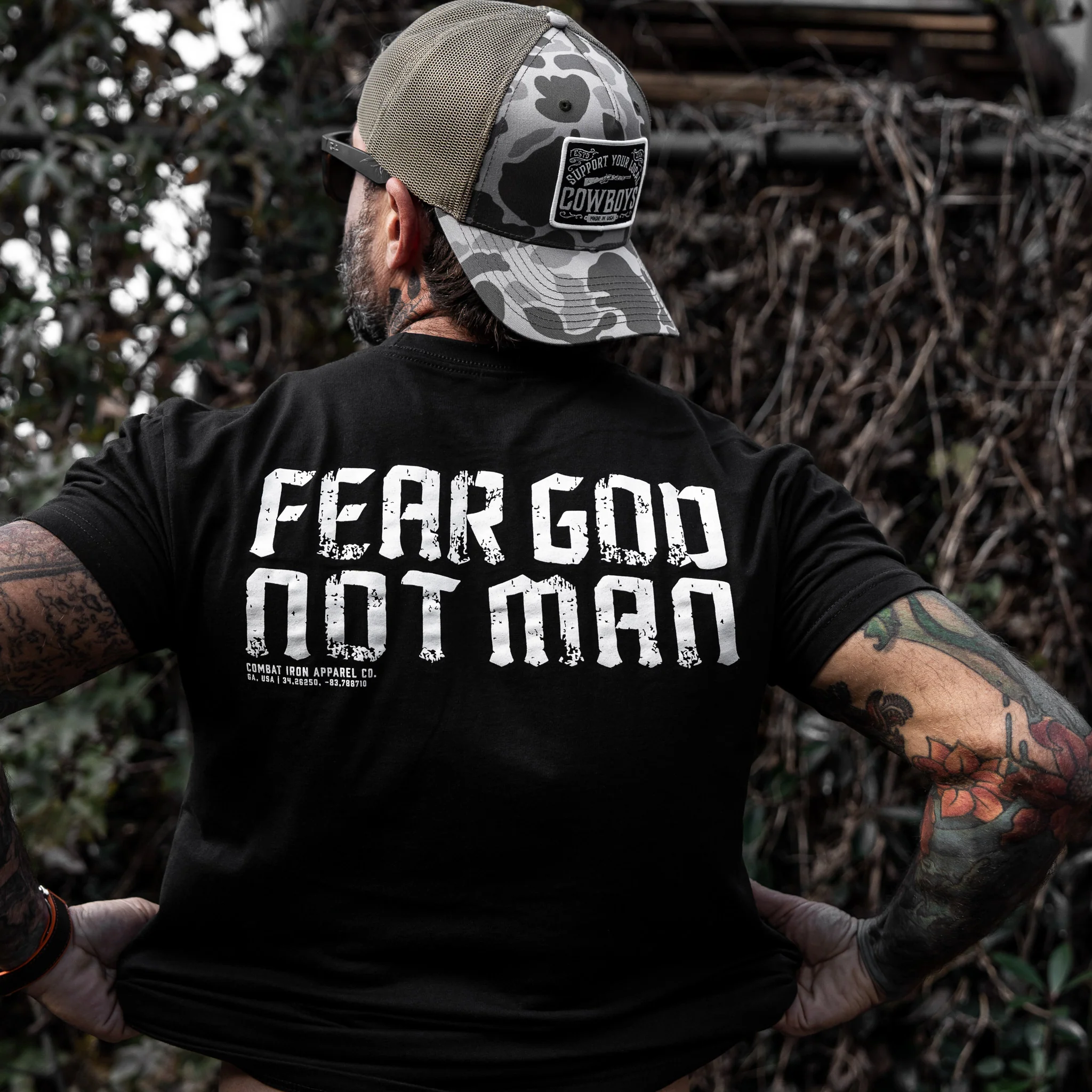 Fear God Not Man Men's T-Shirt - Image 9