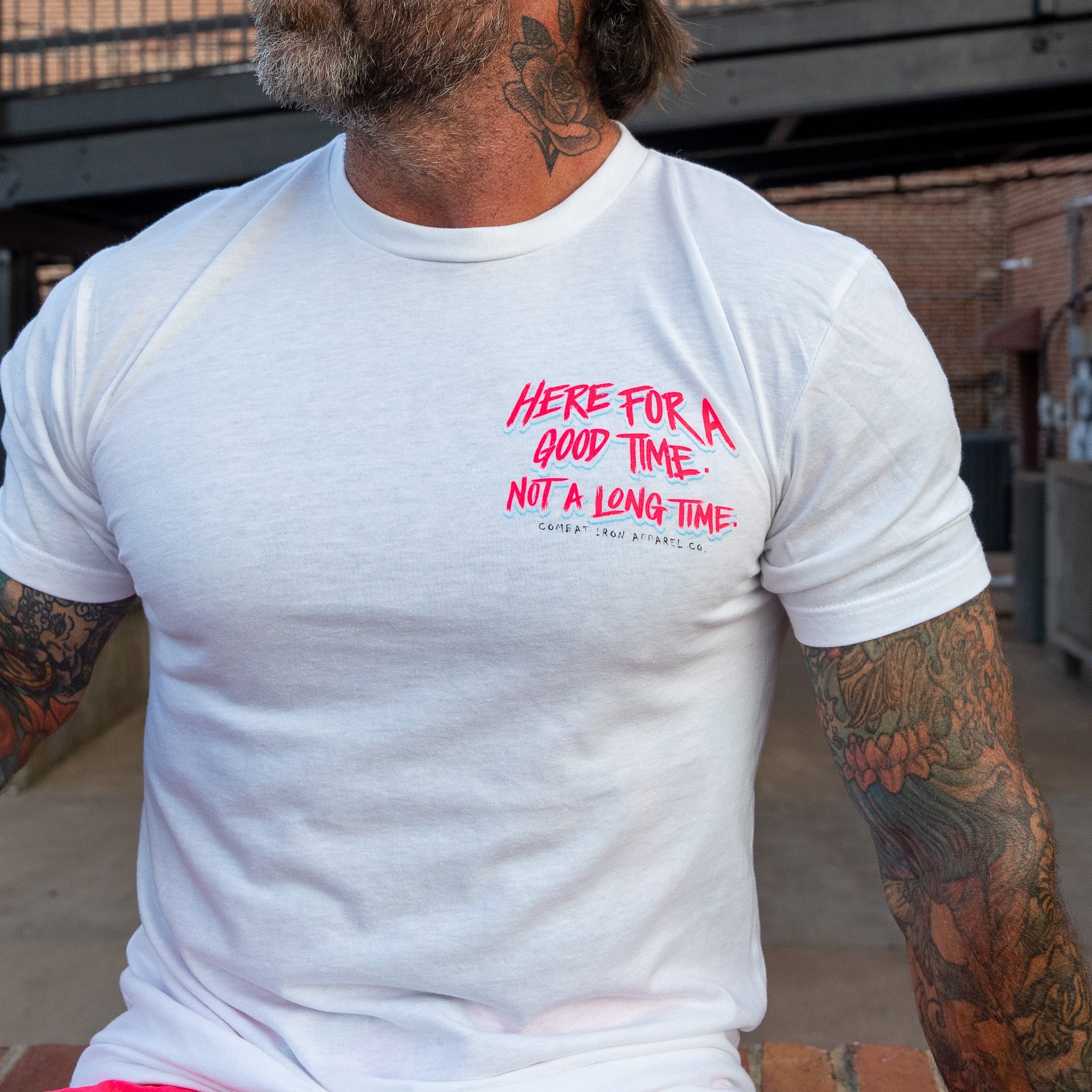 Here For A Good Time. Not A Long Time. Retro Summer Edition Men's T-Shirt - Image 10