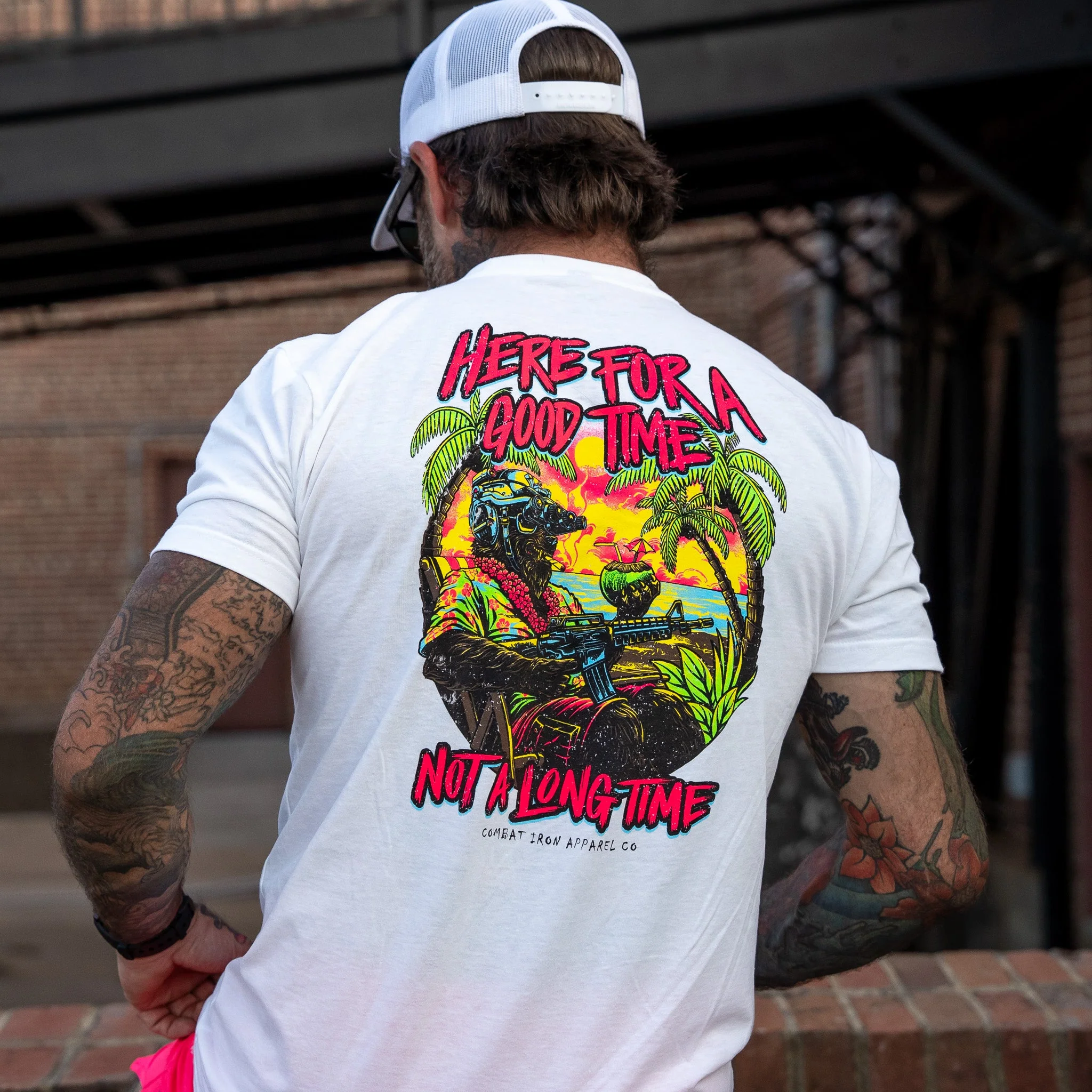 Here For A Good Time. Not A Long Time. Retro Summer Edition Men's T-Shirt - Image 9