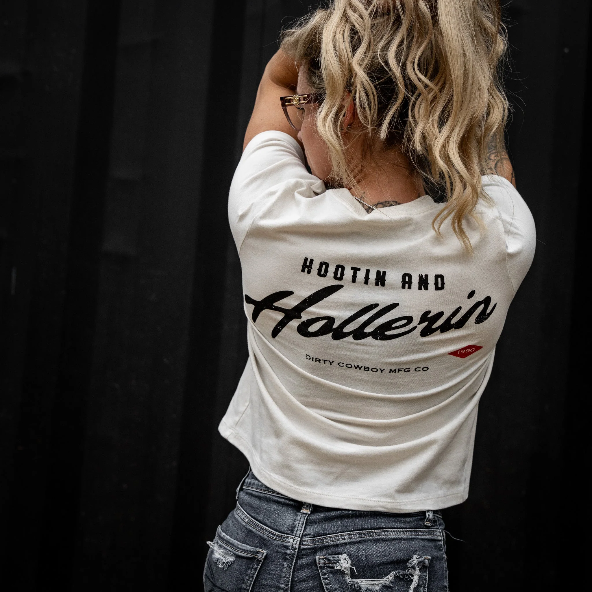 Hootin And Hollerin' Ladies Cropped T-Shirt - Image 2