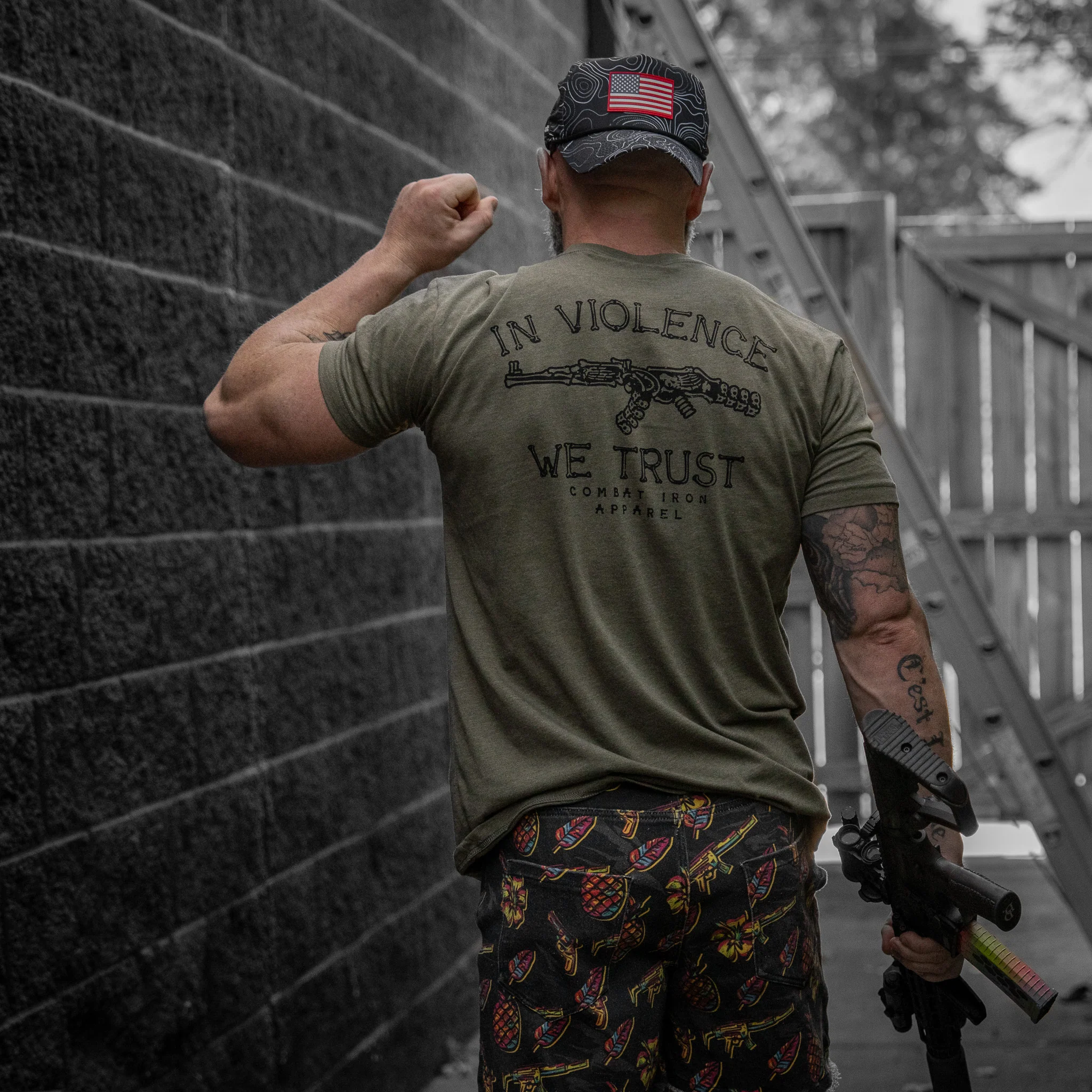 In Violence We Trust Men's T-Shirt - Image 2