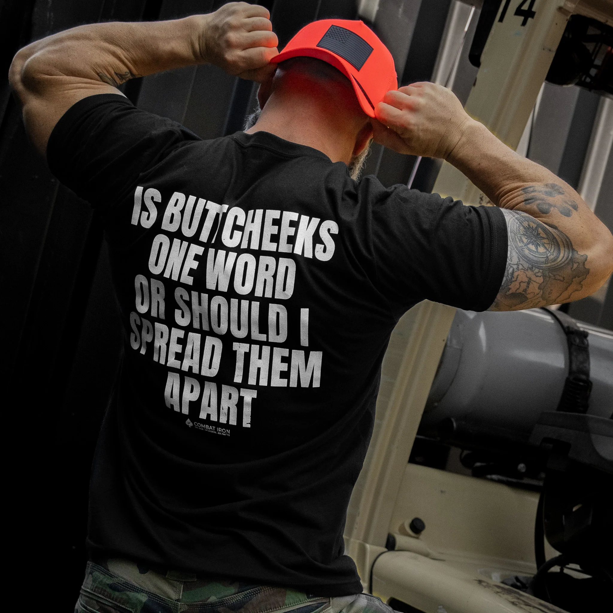 Is Buttcheeks One Word Or Should I Spread Them Apart Men's T-Shirt - Image 5