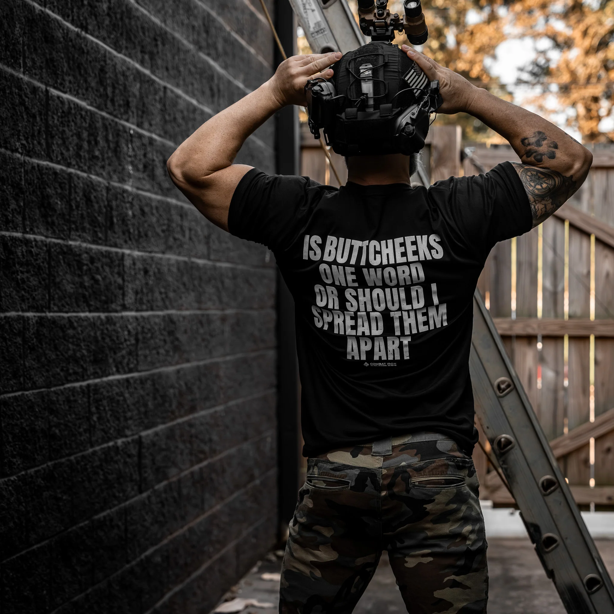 Is Buttcheeks One Word Or Should I Spread Them Apart Men's T-Shirt - Image 7