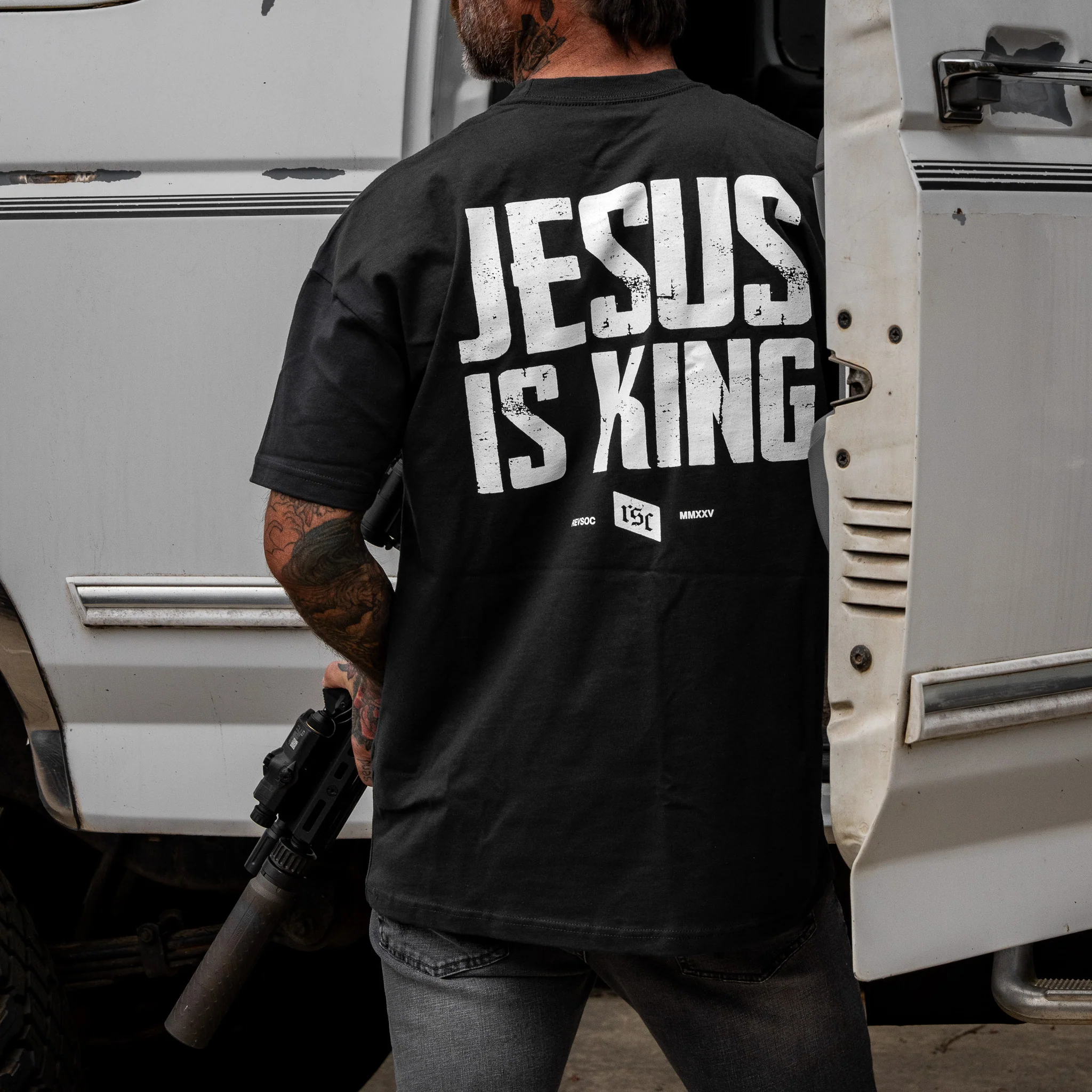 Jesus Is King Heavyweight Men's T-Shirt - Image 3