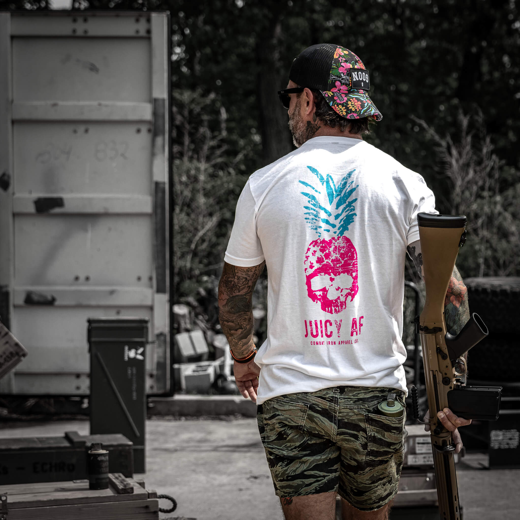 Juicy AF Pineapple Men's T-Shirt - Image 3