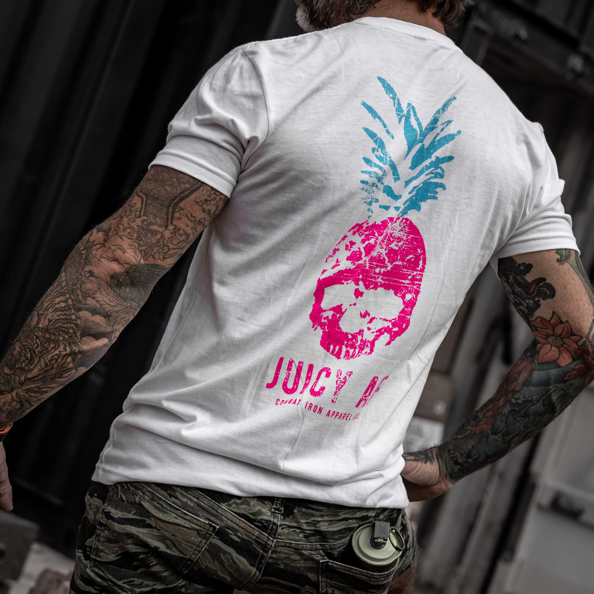 Juicy AF Pineapple Men's T-Shirt - Image 4