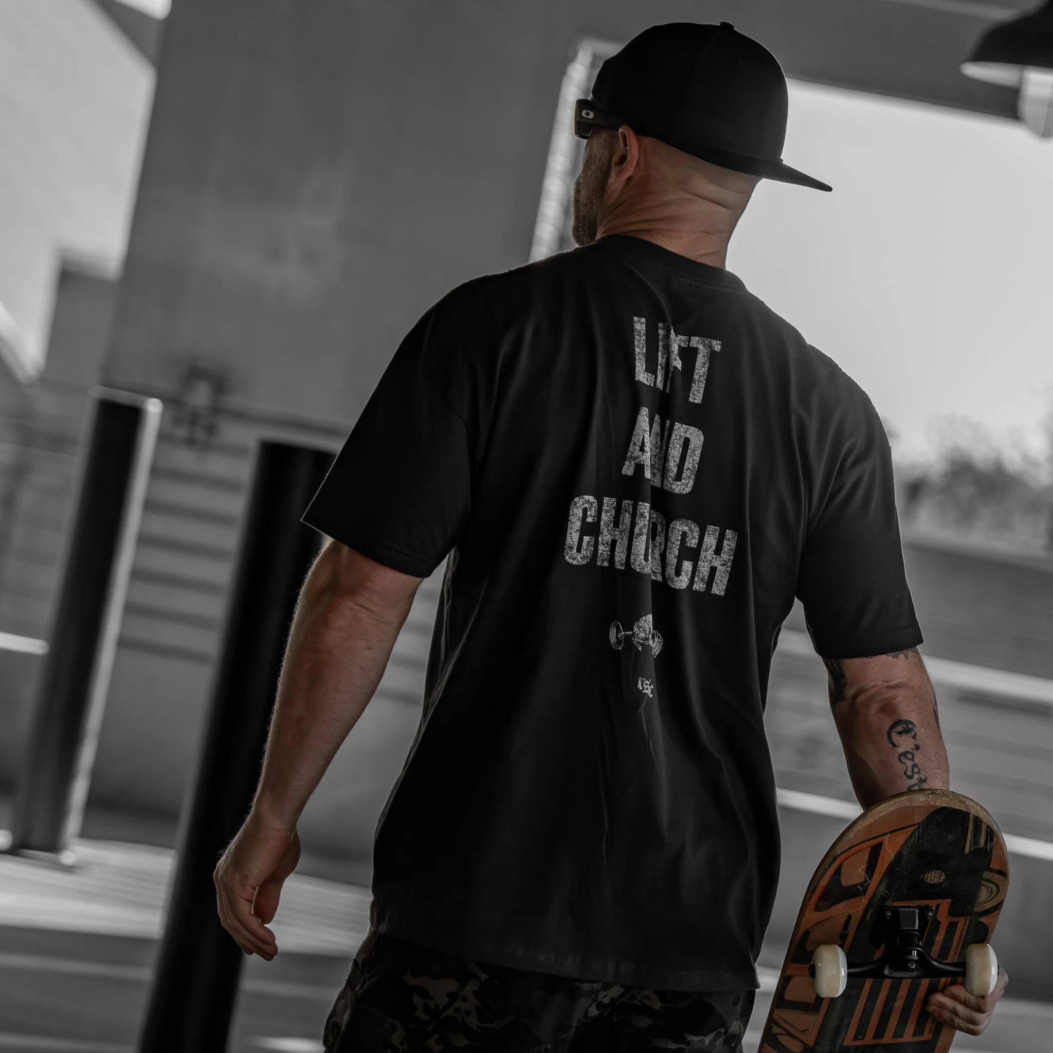 Lift And Church Men's T-Shirt - Image 5