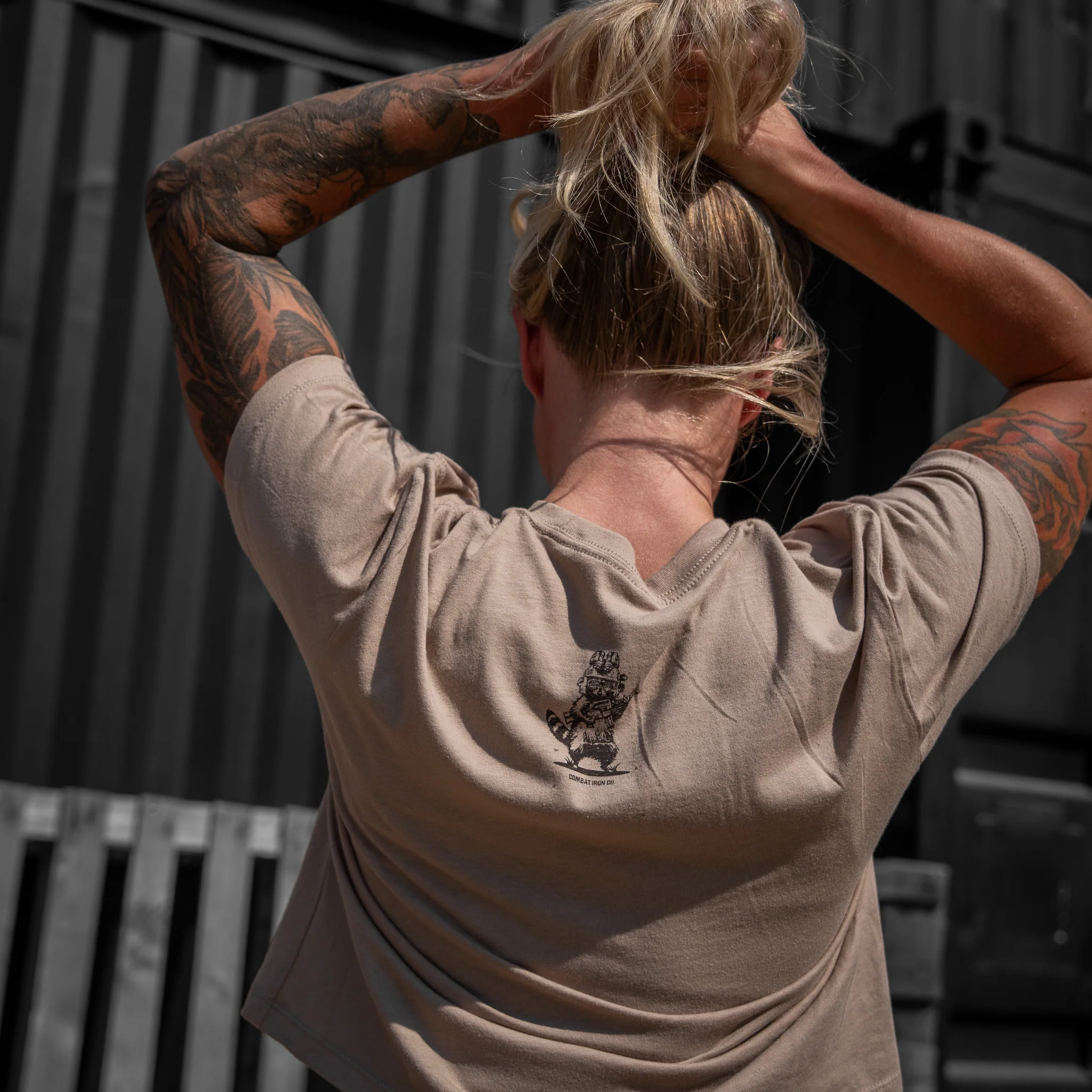 Lil Feral Raccoon Women's Crop T-Shirt - Image 12