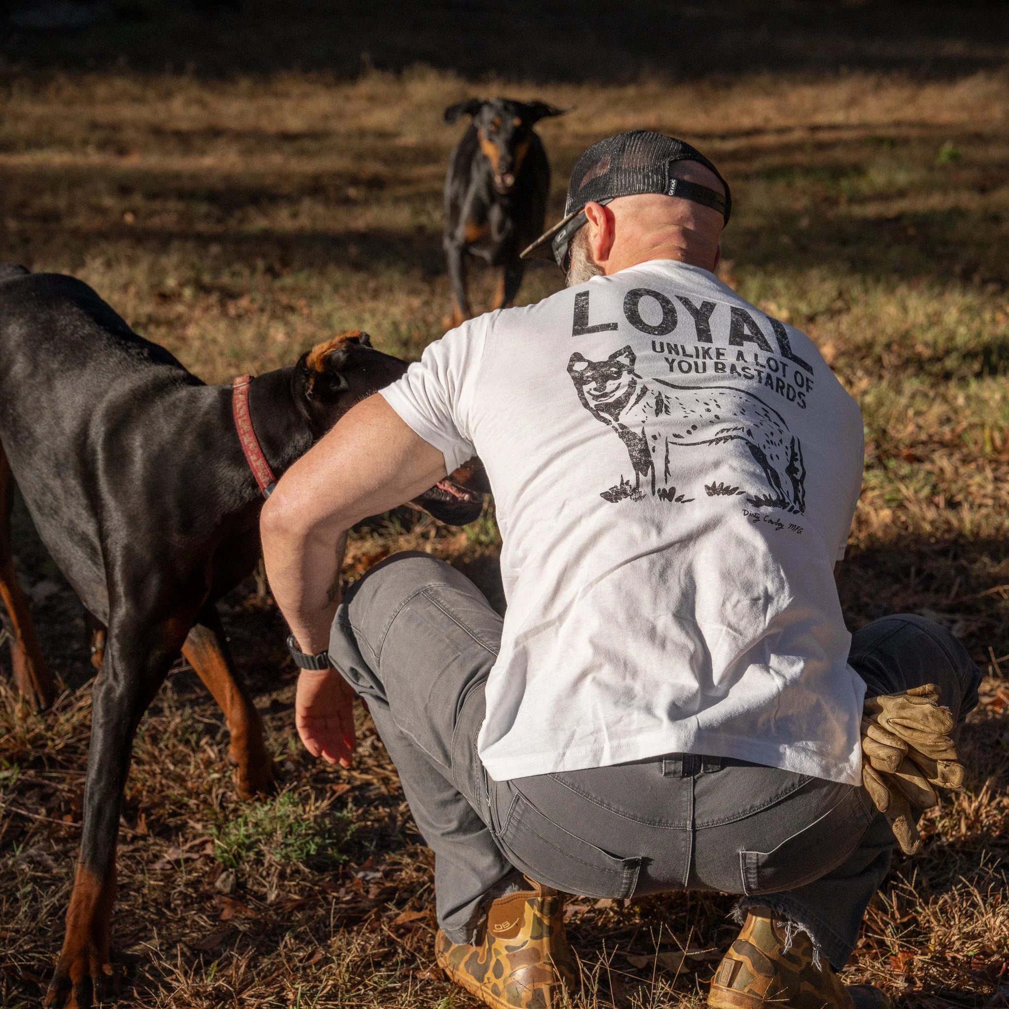 Loyal Unlike A Lot Of You Bastards Dog Men's T-Shirt - Image 14