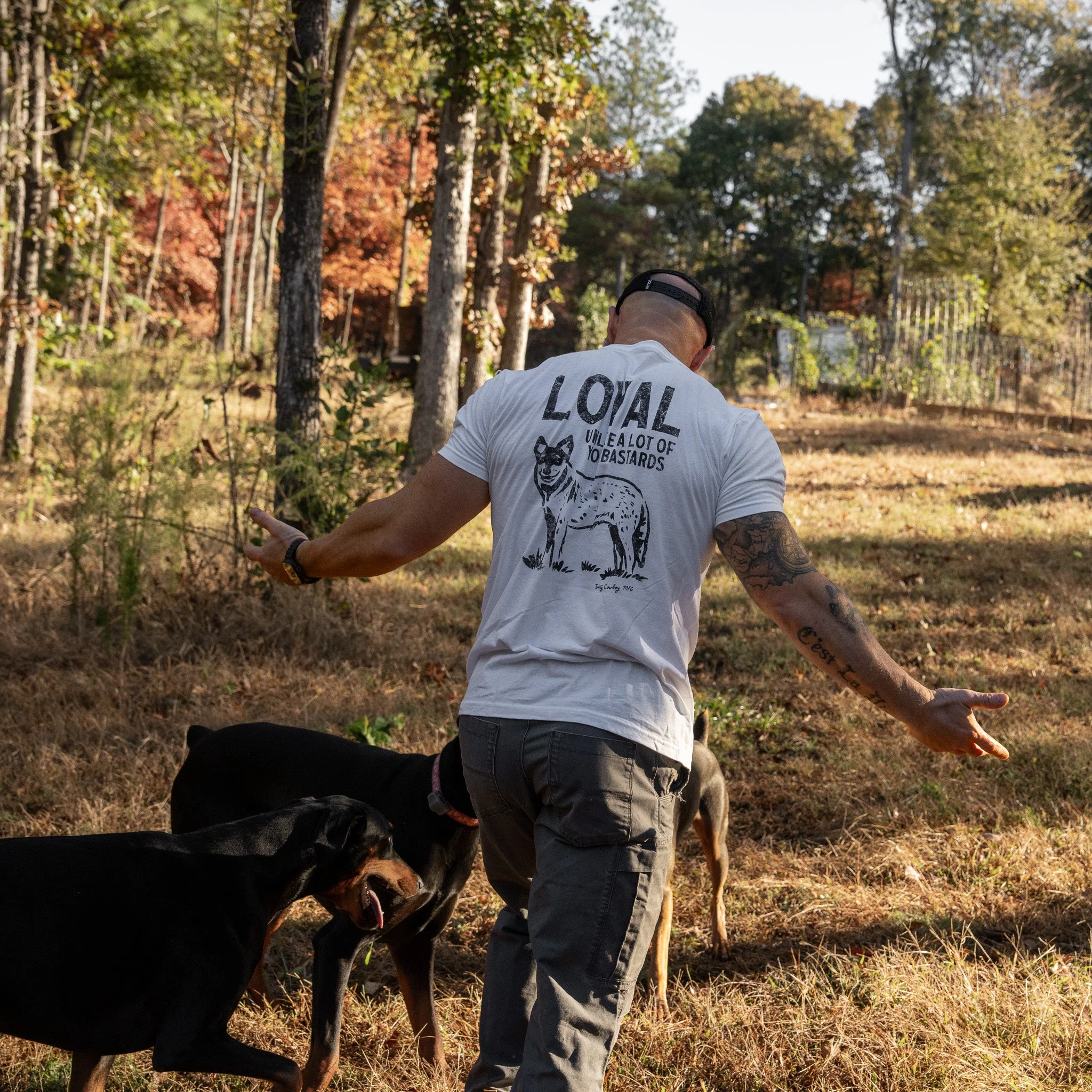 Loyal Unlike A Lot Of You Bastards Dog Men's T-Shirt - Image 15