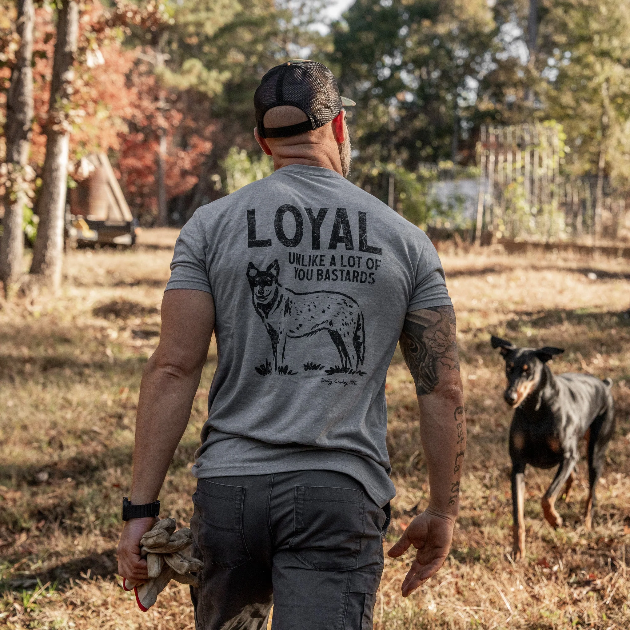 Loyal Unlike A Lot Of You Bastards Dog Men's T-Shirt - Image 7
