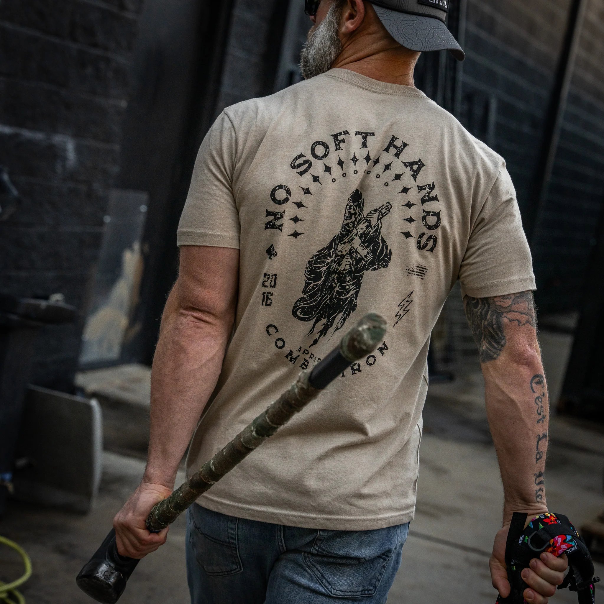 No Soft Hands Reaper Men's T-Shirt - Image 15