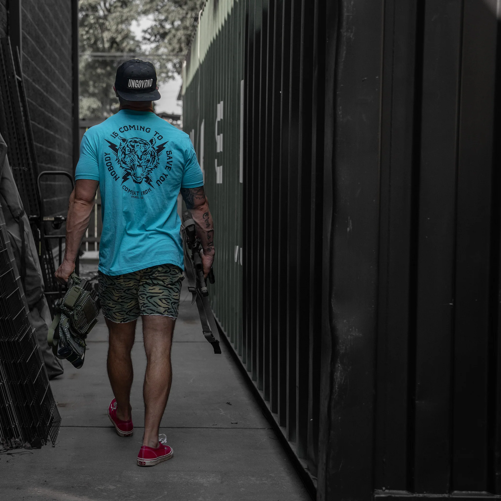 Nobody Is Coming To Save You Men's T-Shirt - Image 13