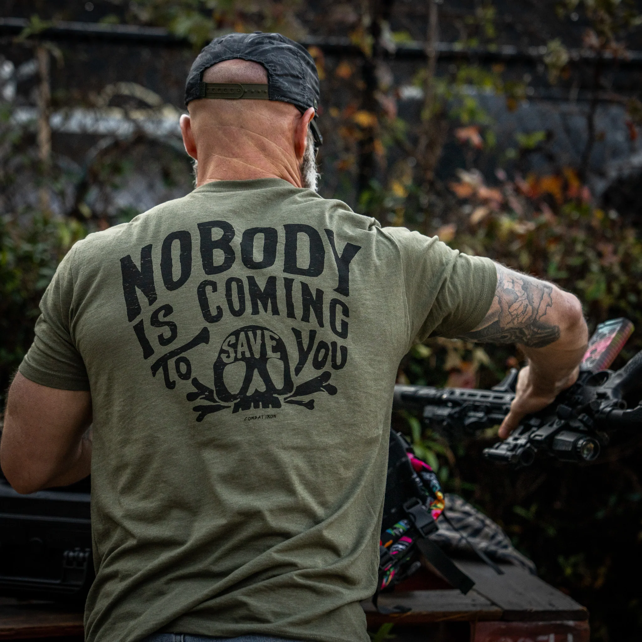 Nobody Is Coming To Save You Skull Men's T-Shirt - Image 12