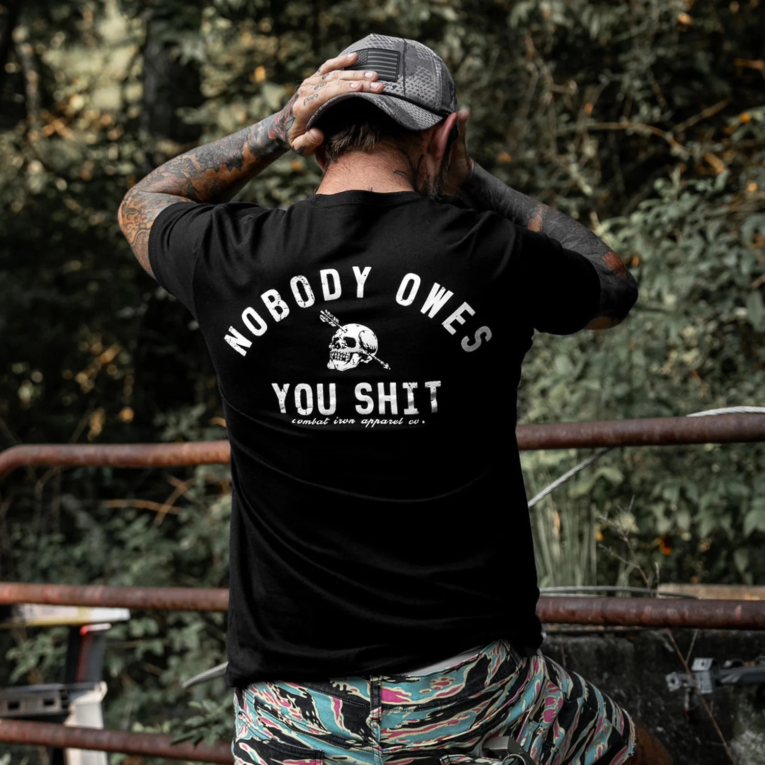 Nobody Owes You Shit Skull Men's T-Shirt - Image 2