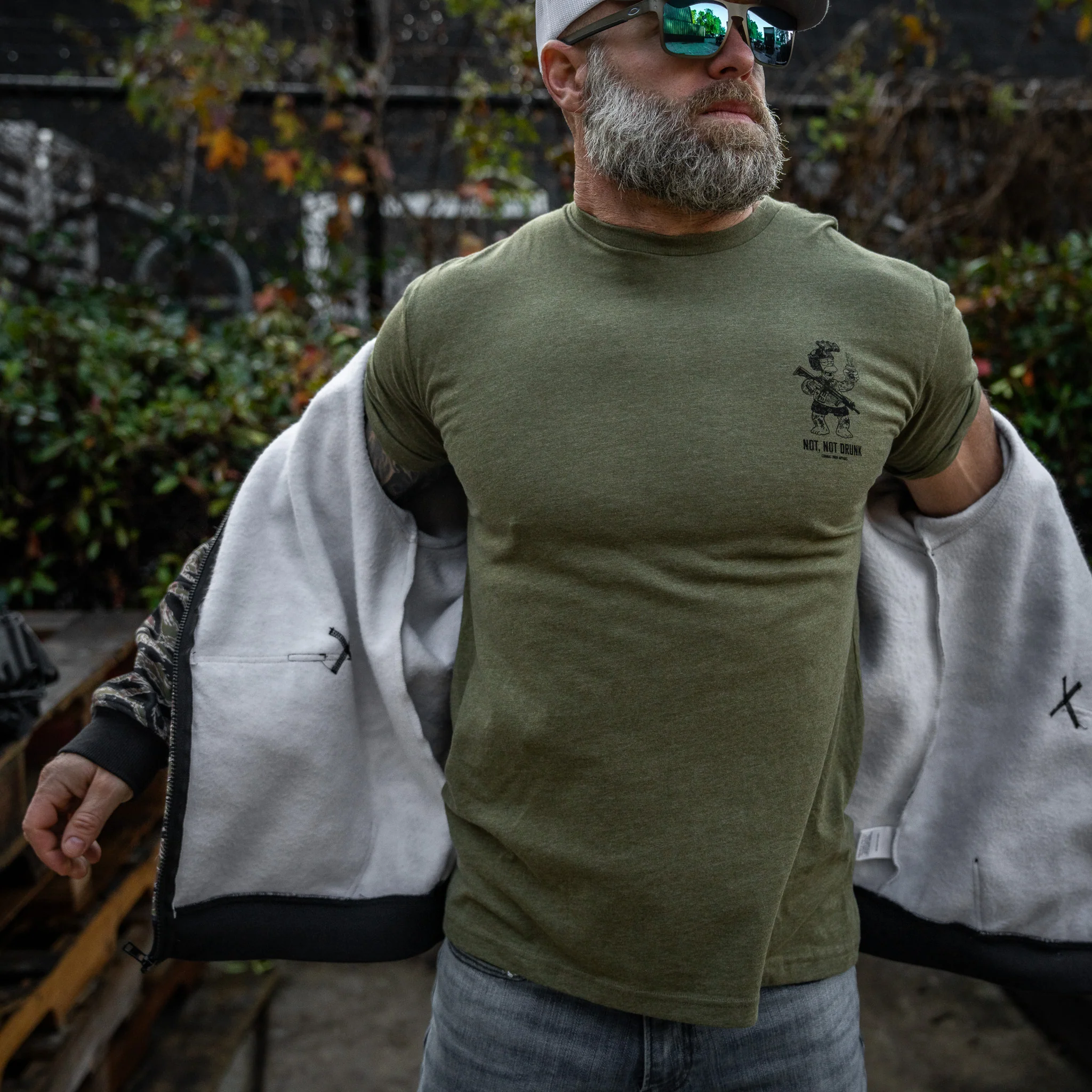 Not, Not Drunk Men's T-Shirt - Image 19