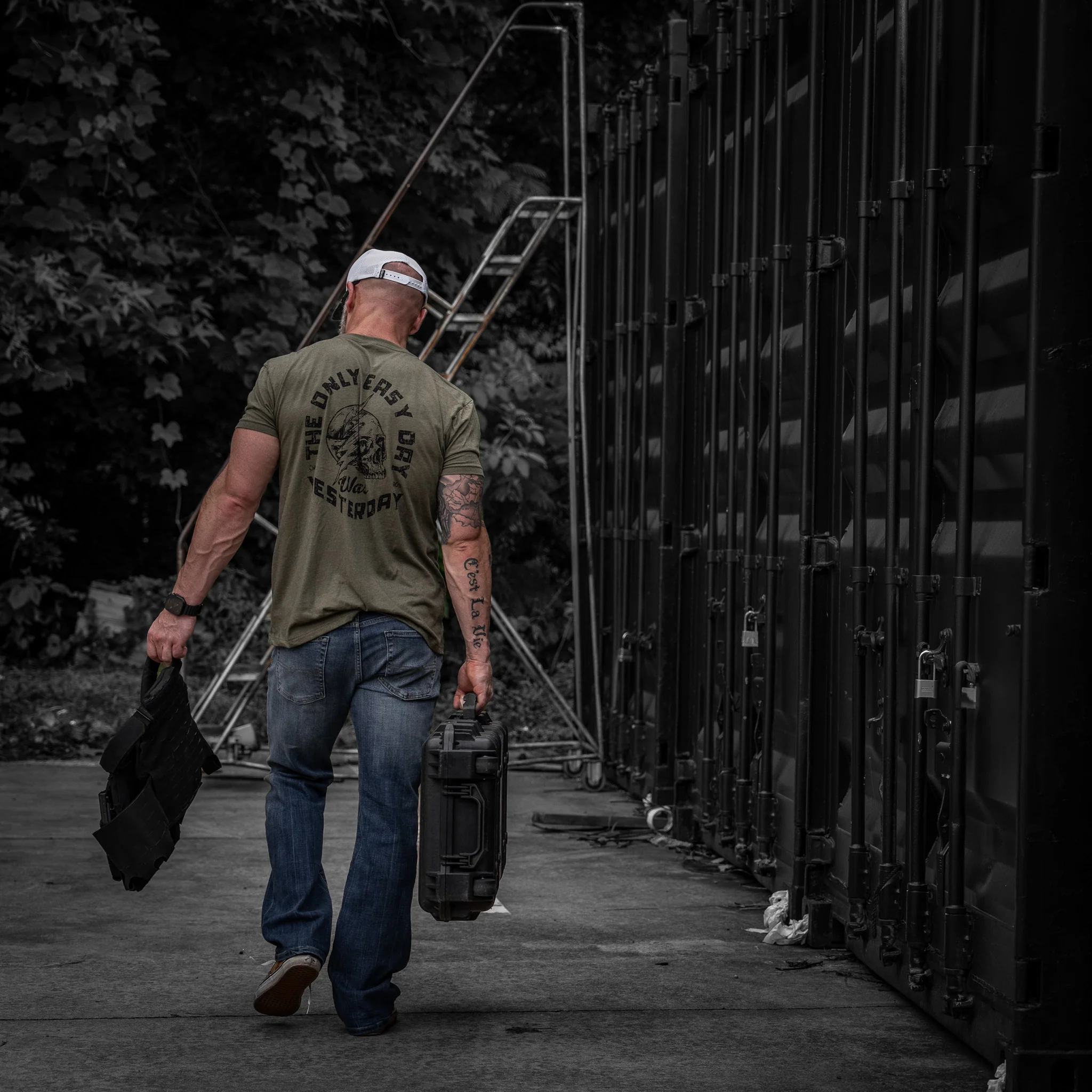 Only Easy Day Was Yesterday Skull Men's T-Shirt - Image 26