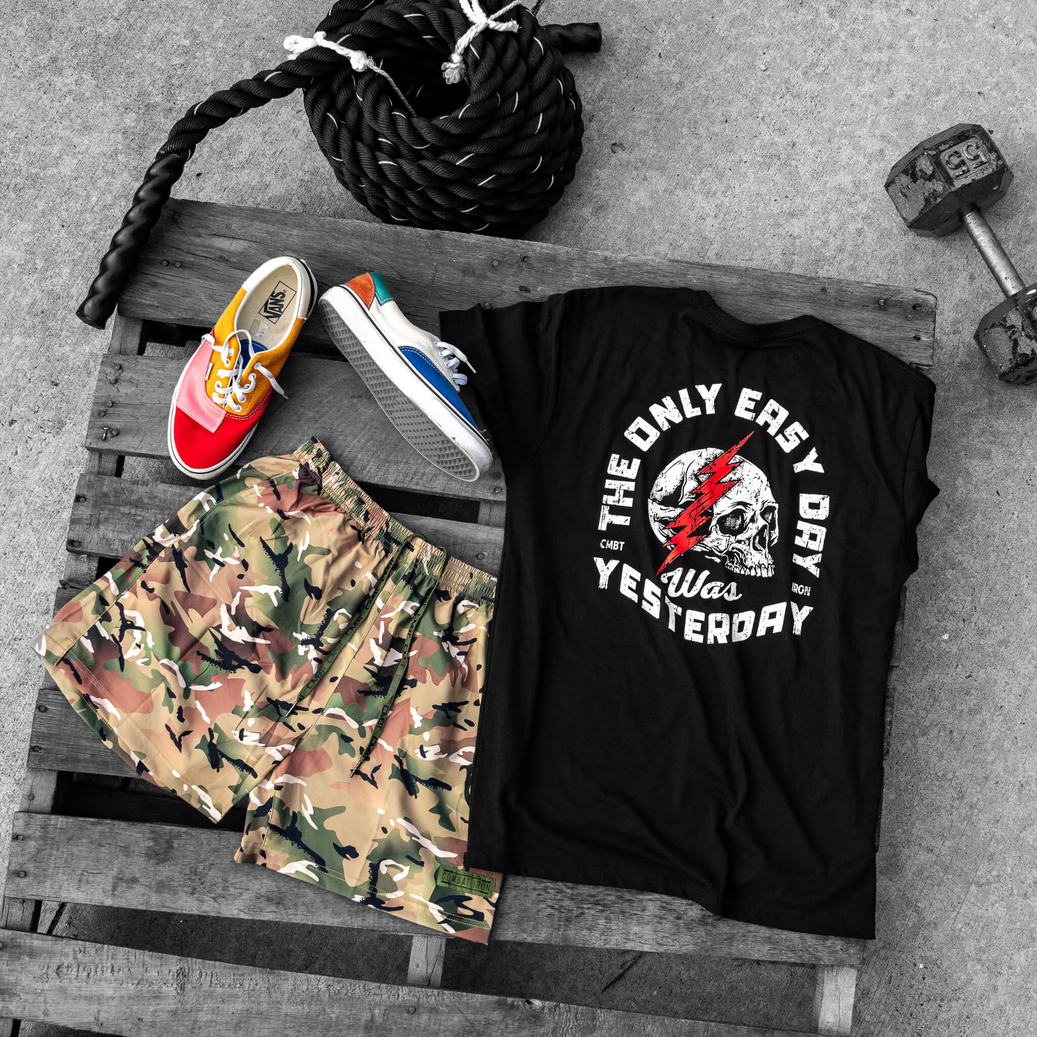 Only Easy Day Was Yesterday Skull Men's T-Shirt - Image 6