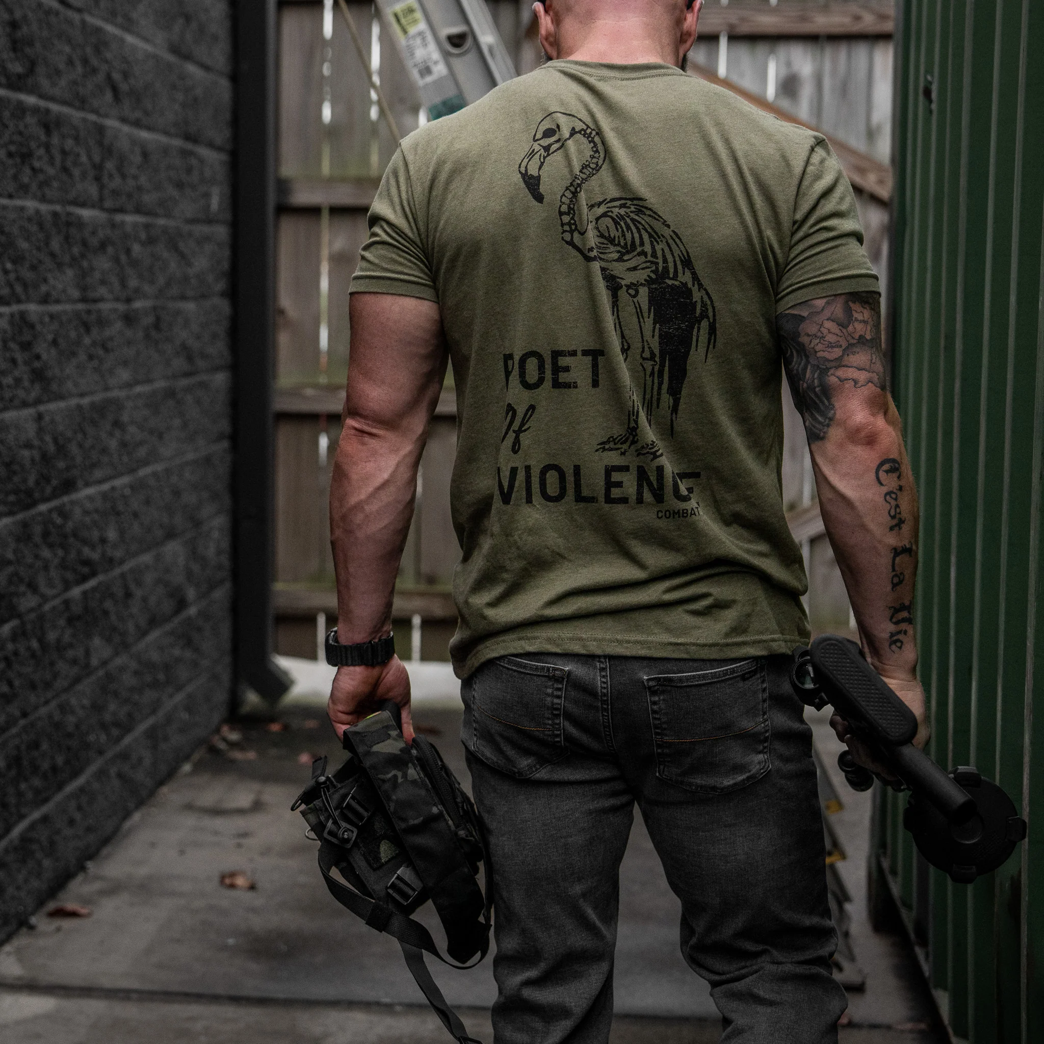 Poet Of Violence Men's T-Shirt - Image 12