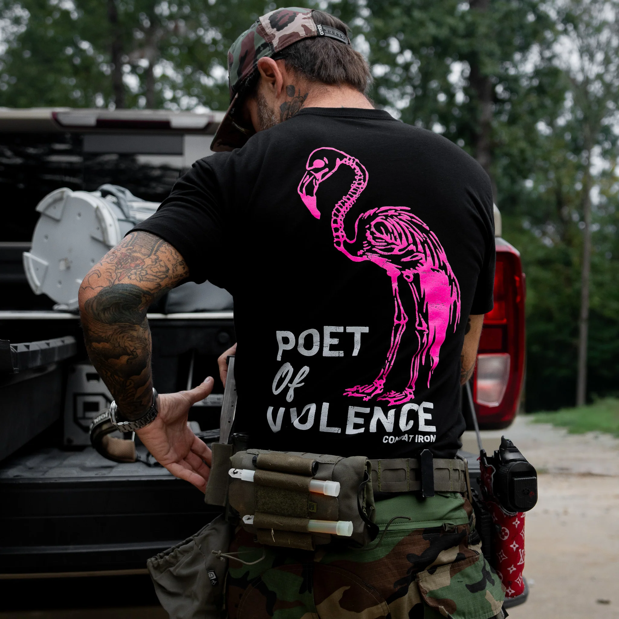 Poet Of Violence Men's T-Shirt - Image 4