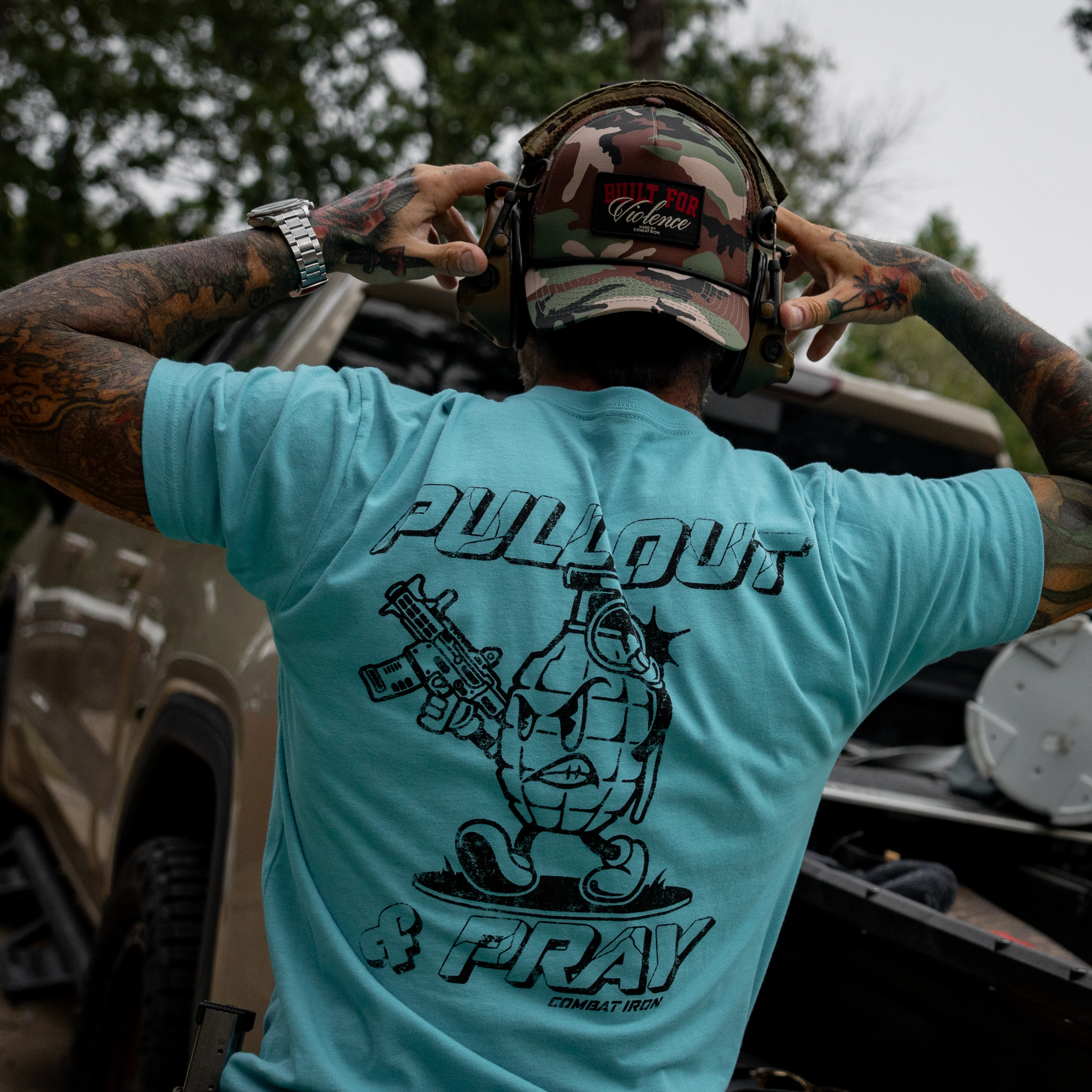 Pull Out And Pray Men's T-Shirt - Image 20