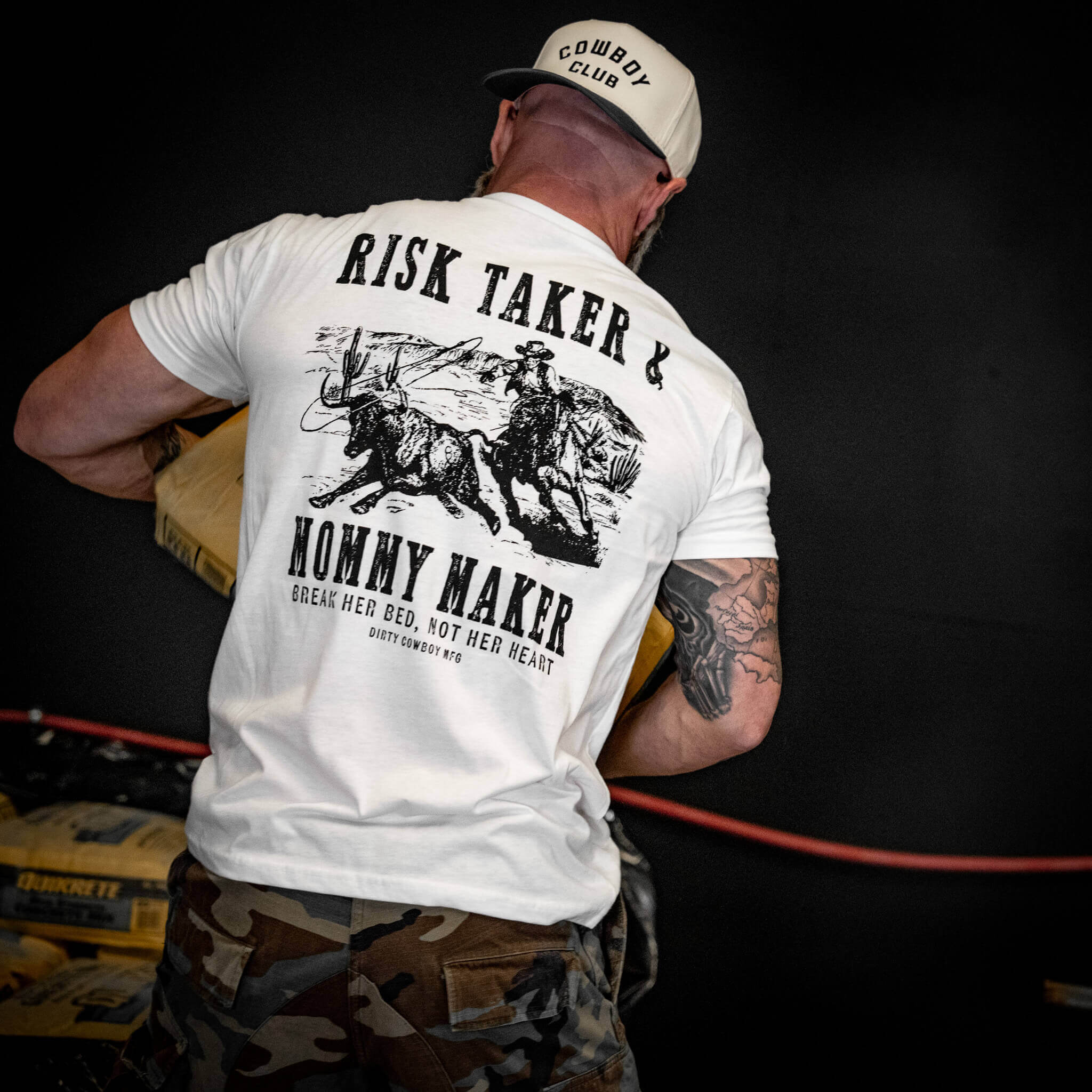 Risk Taker & Mommy Maker Men's T-Shirt - Image 12