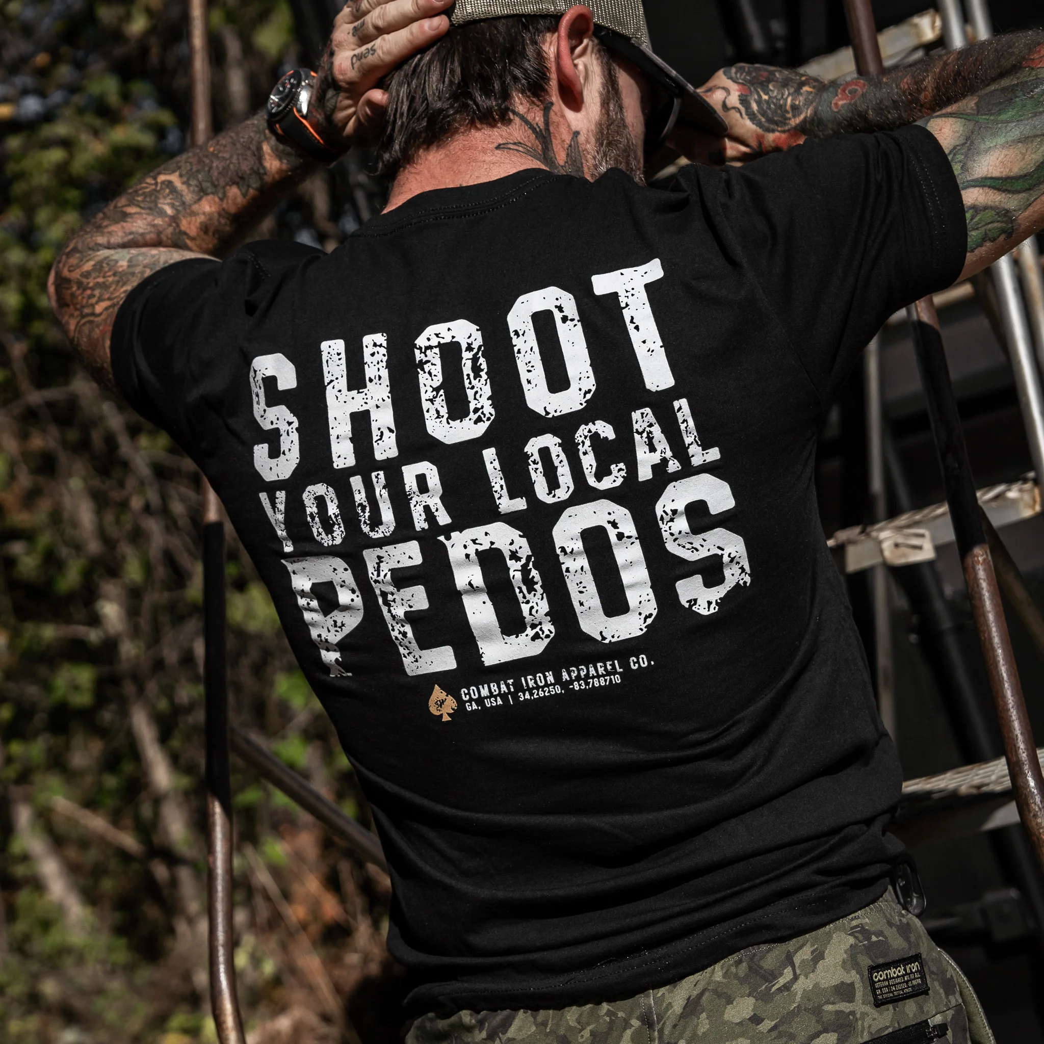 Shoot Your Local Pedos Men's T-Shirt - Image 4
