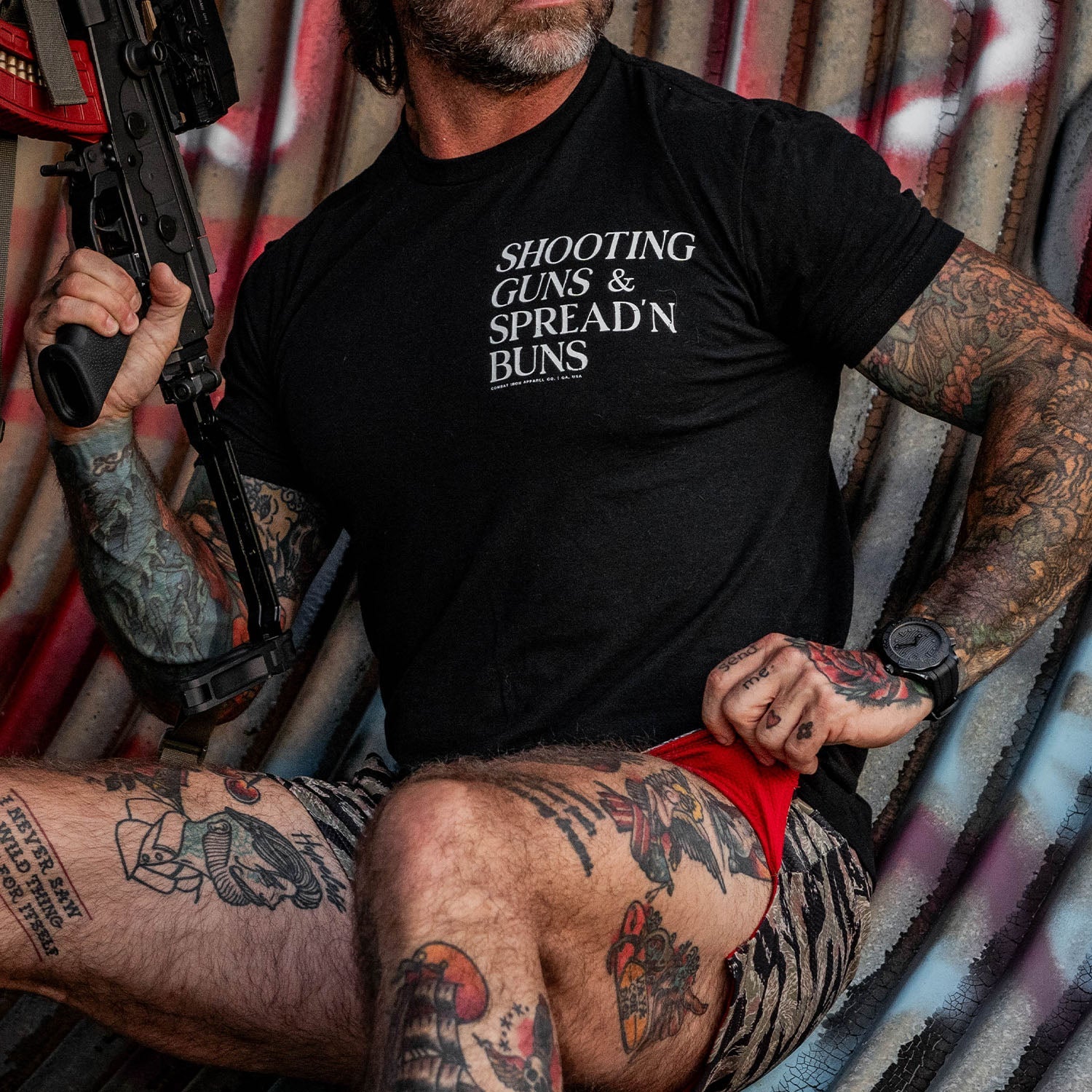 Shooting Guns & Spread'n Buns Men's T-Shirt - Image 4