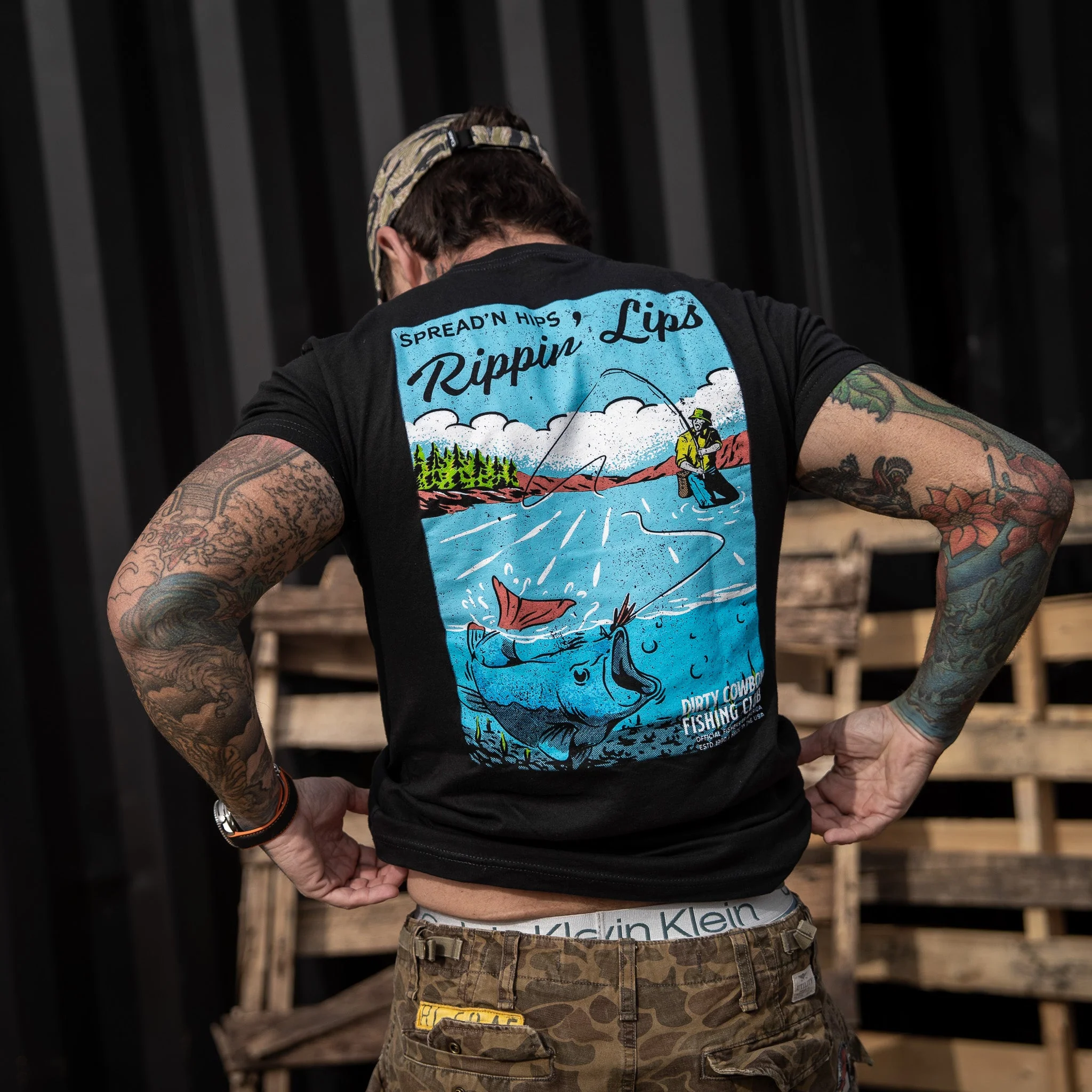 Spreadin' Hips & Rippin' Lips Fishing Club Men's T-Shirt - Image 14