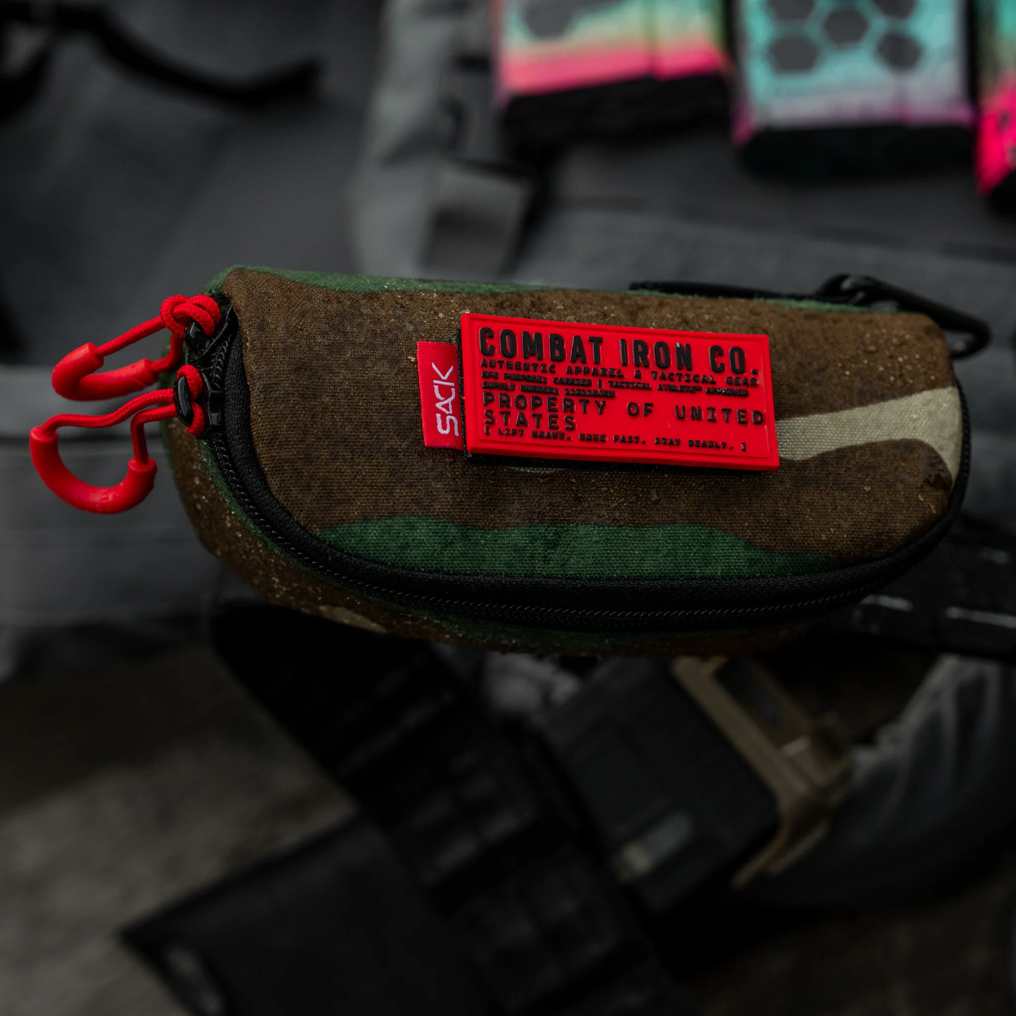 Tactical Molle Sunglasses Carrier + pvc patch - Image 26