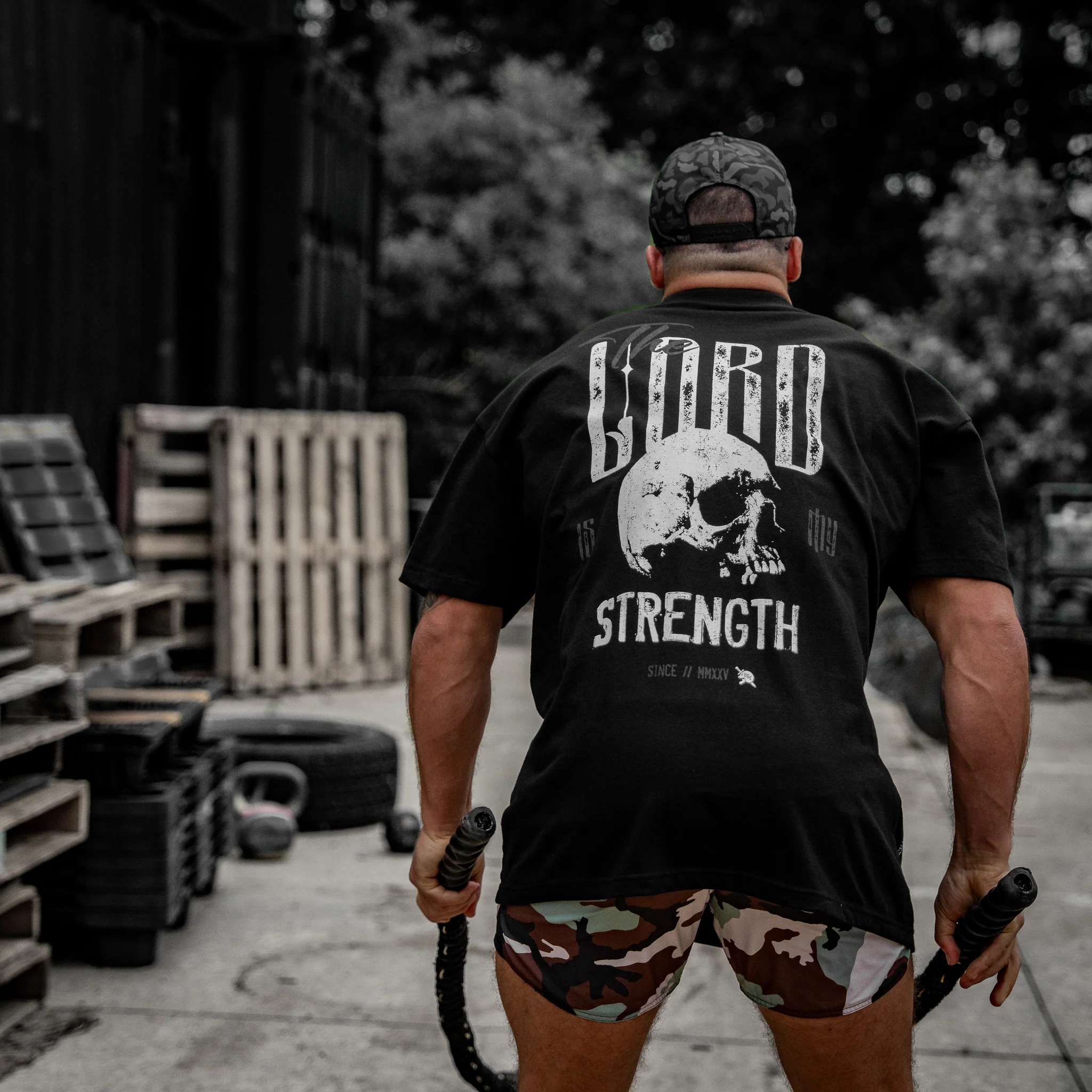 The Lord Is My Strength Heavyweight Men's T-Shirt - Image 8
