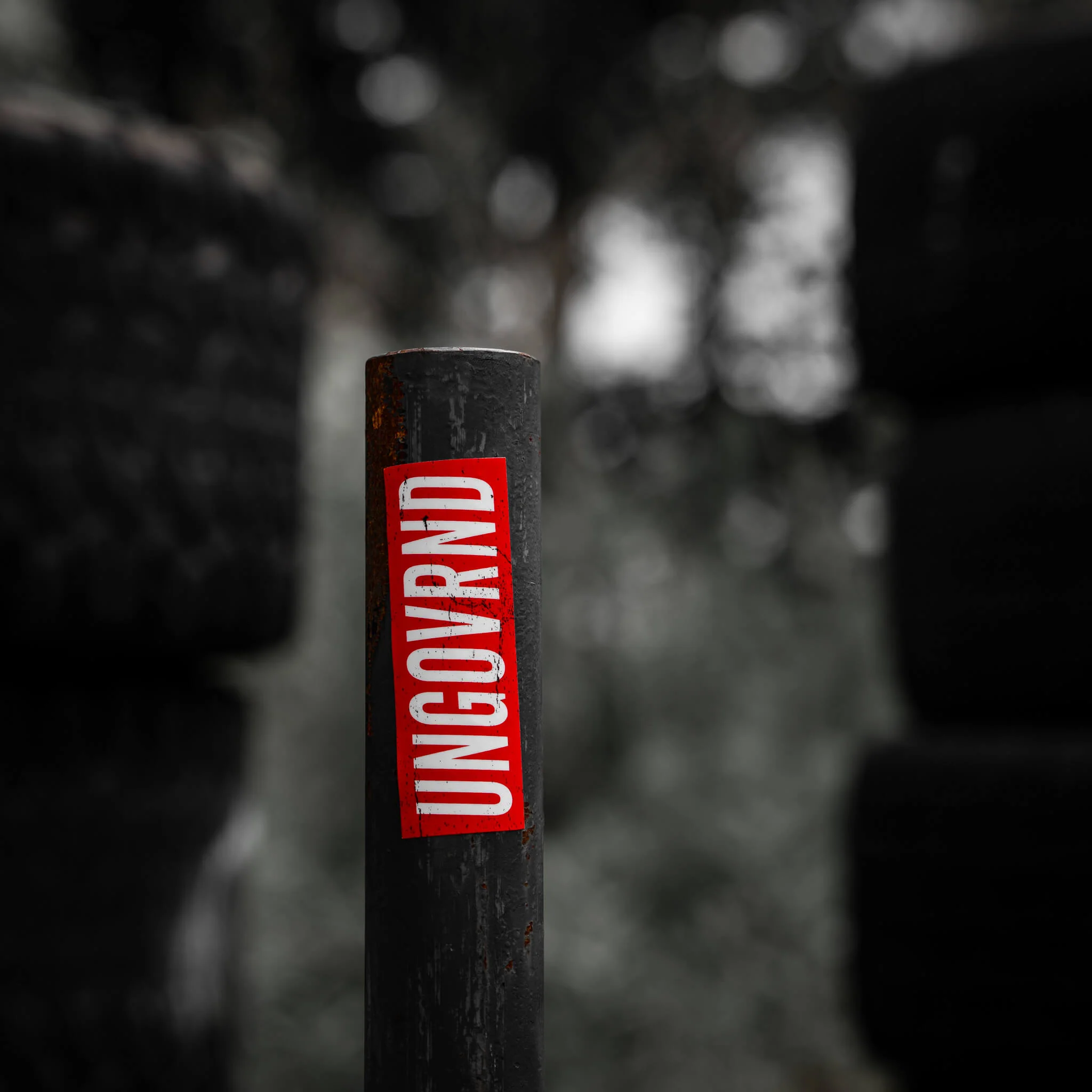 Ungovrnd Distressed Red Decal - Image 6