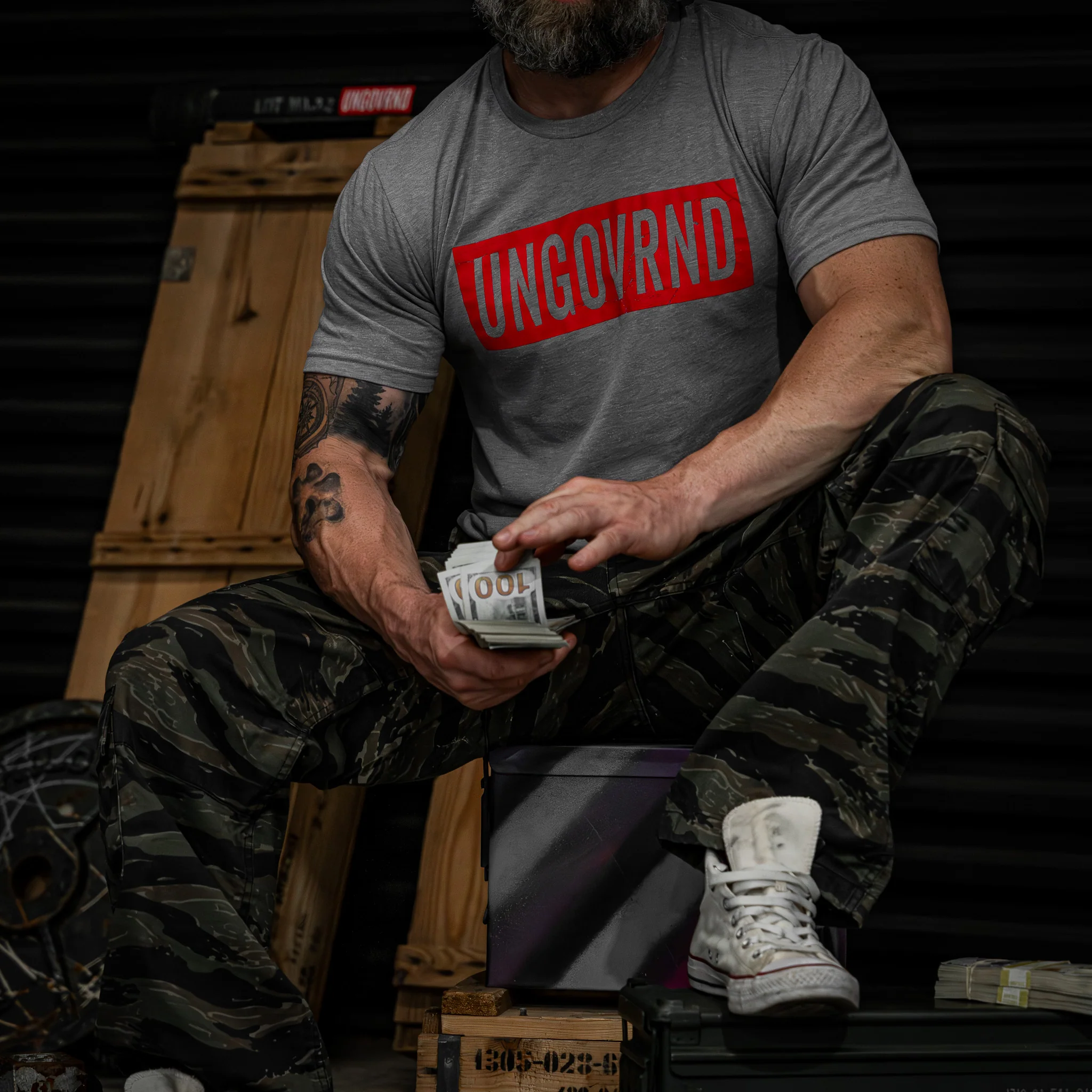 Ungovrnd Men's T-Shirt - Image 9
