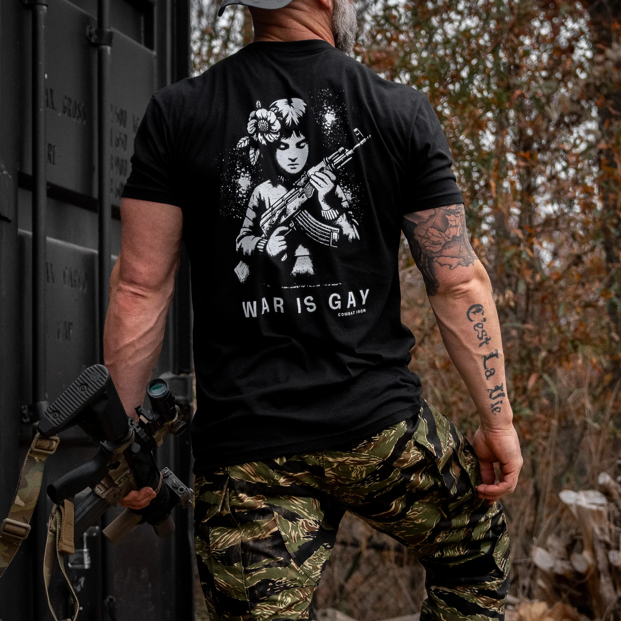 War Is Gay Men's T-Shirt - Image 3