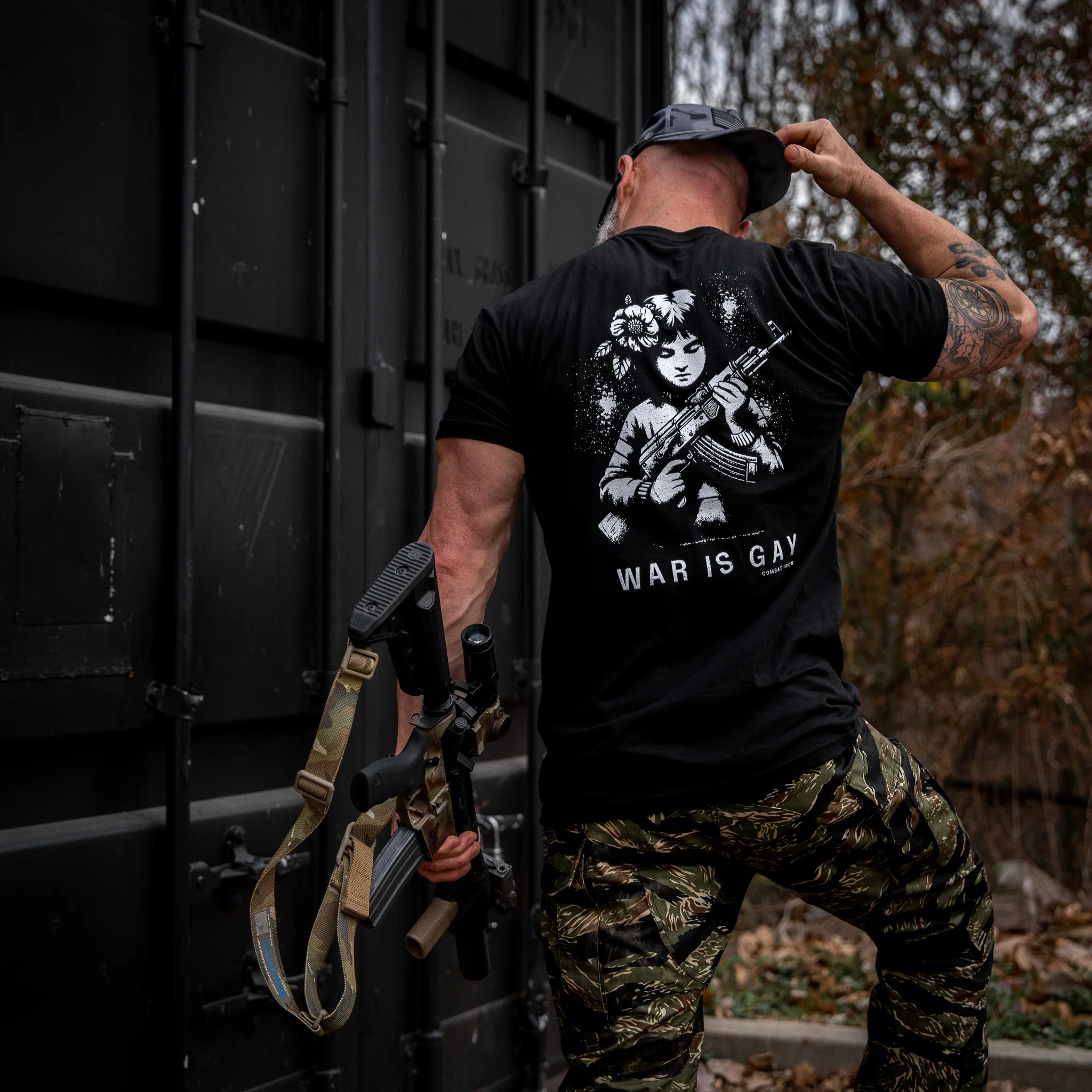 War Is Gay Men's T-Shirt - Image 4