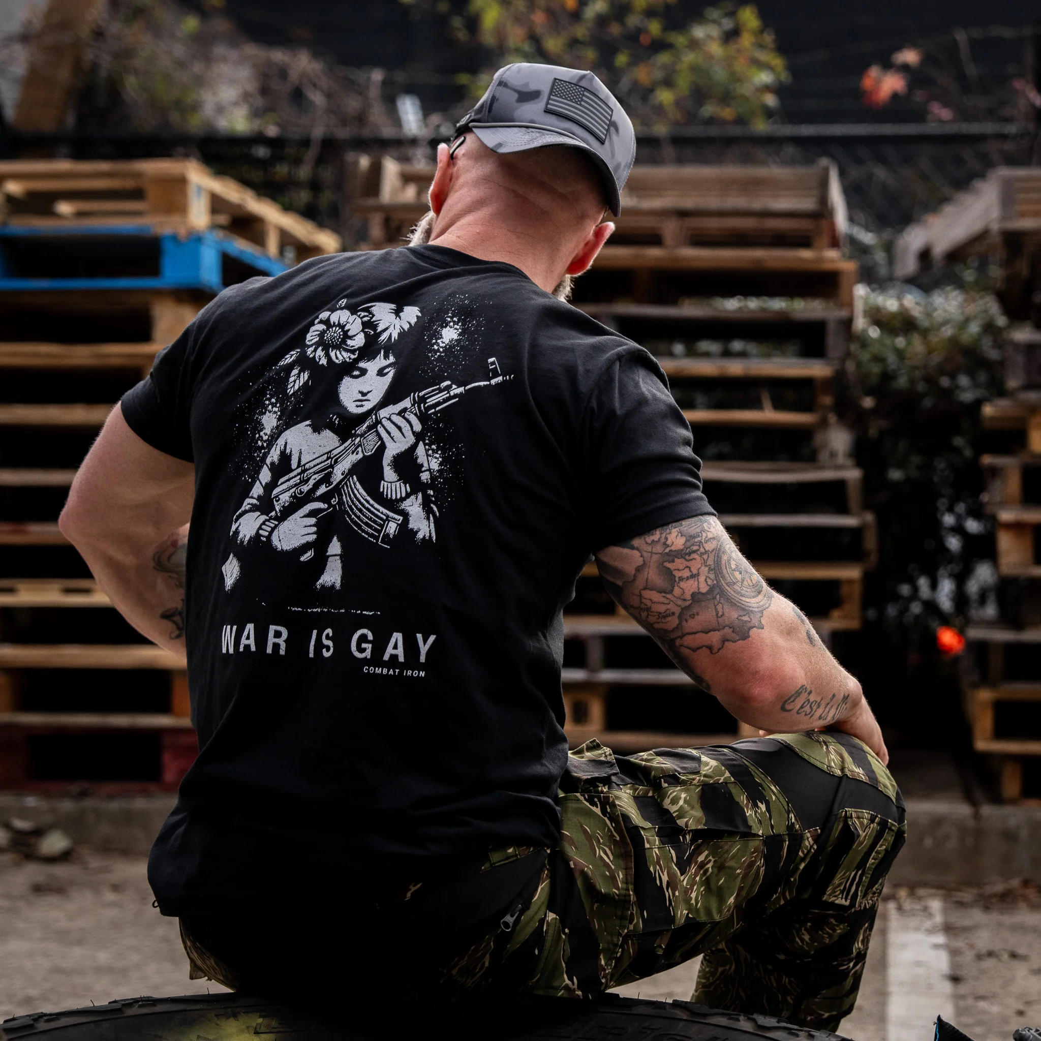 War Is Gay Men's T-Shirt - Image 6